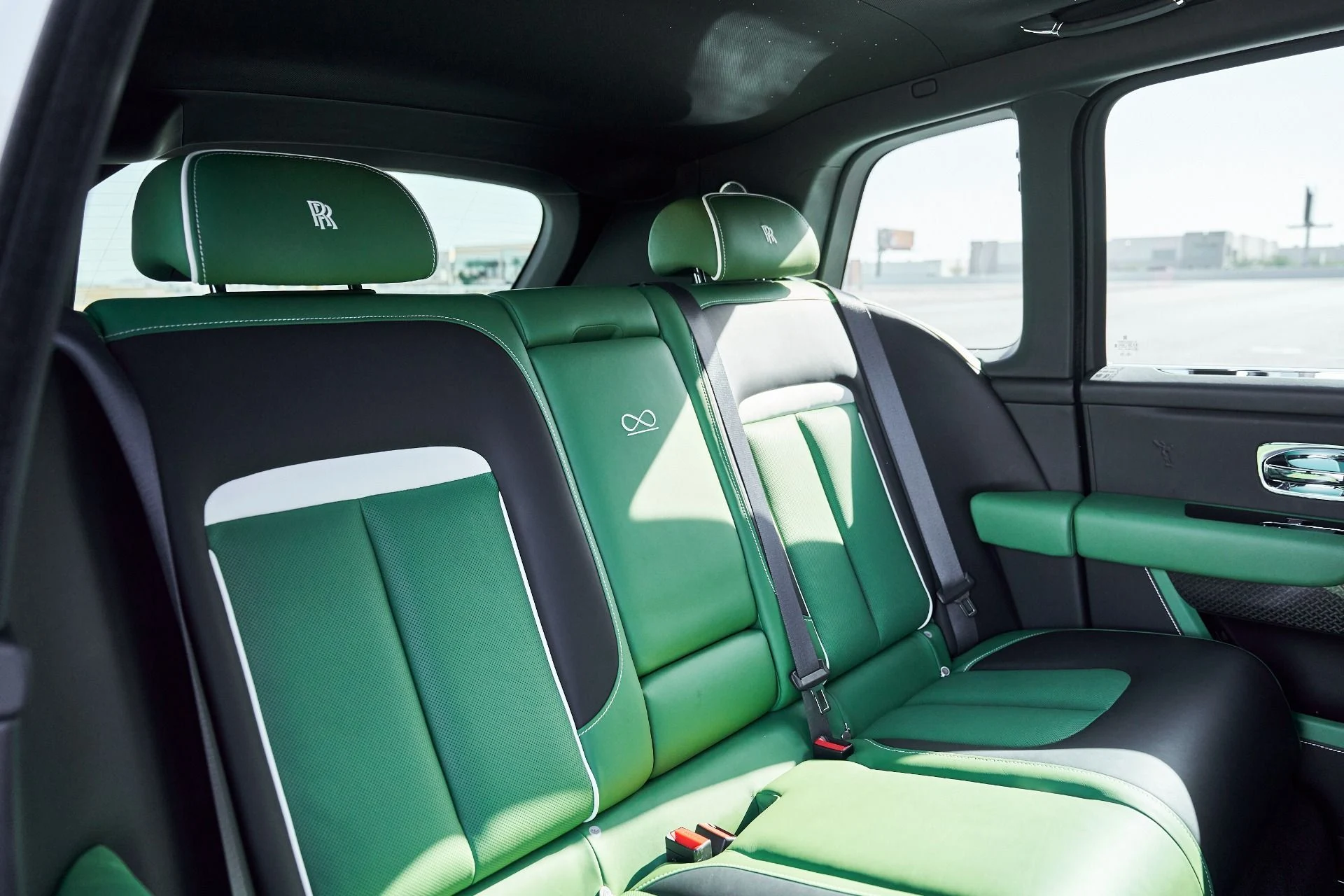 mph046_2979899184_Used_2023_Rolls_Royce_Cullinan_Black_Badge_1769736493_70a24bfe3a