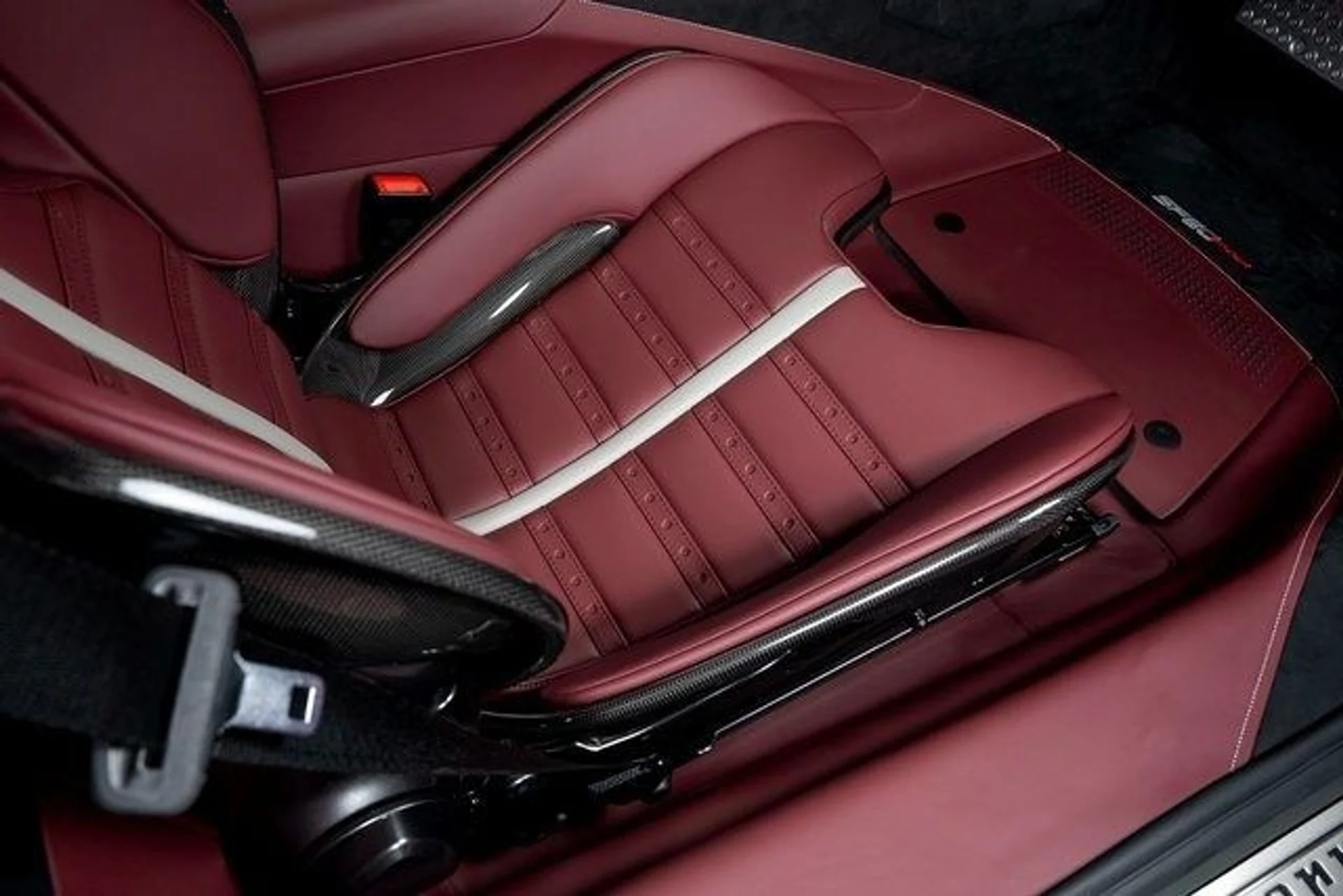 mph046_2982902941_9507adb6a4a68fa6dc0ff40b76b204cdx_70b4e1a2e5