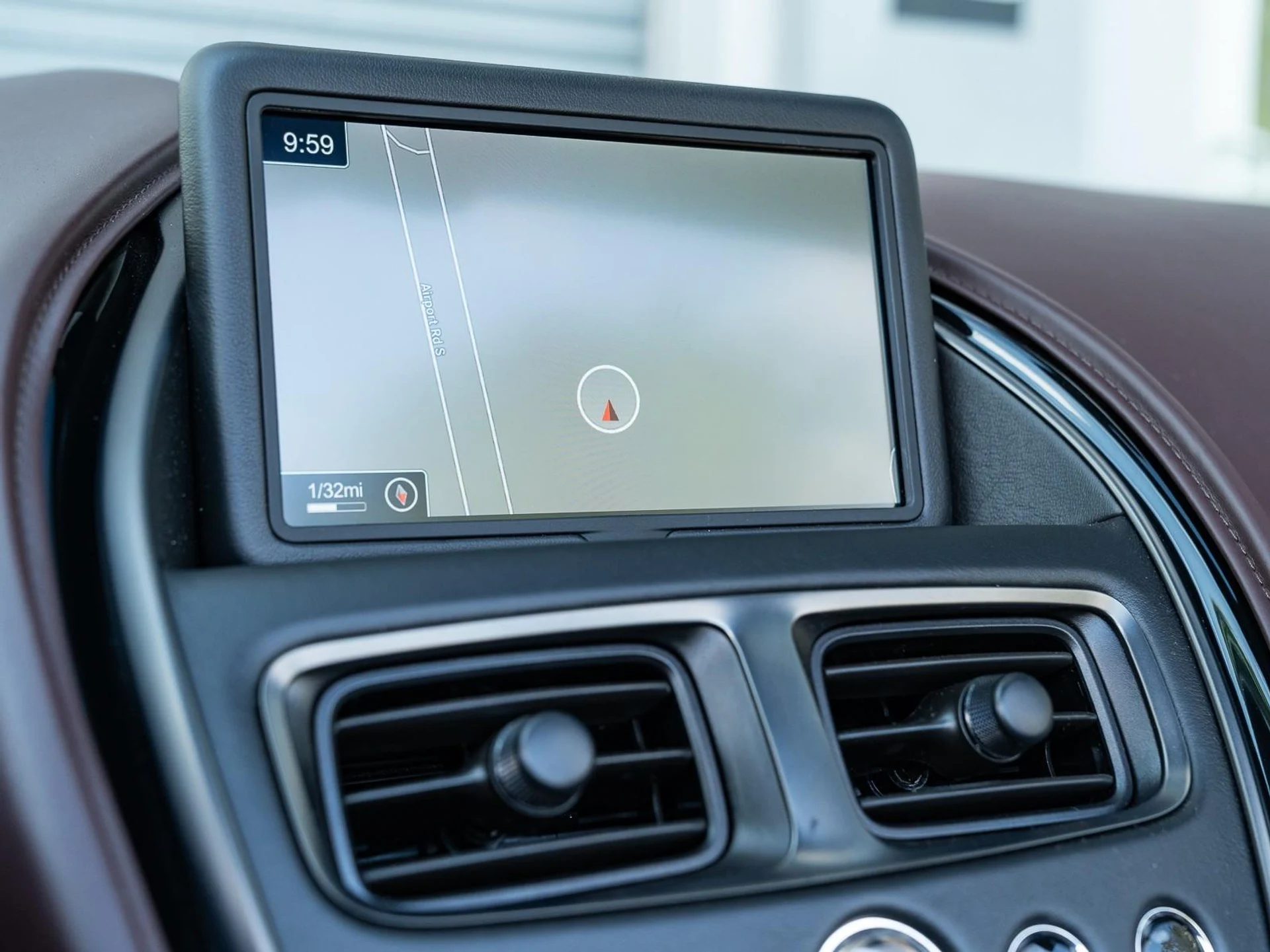 mph046_3006576946_Used_2020_Aston_Martin_DBS_Superleggera_1761685642_3fa12682e9