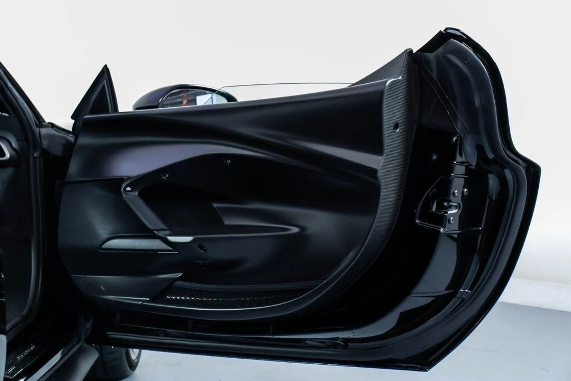 mph046_3010854133_73f80f35097397a6c40e10805987dc84x_5ec462ac39