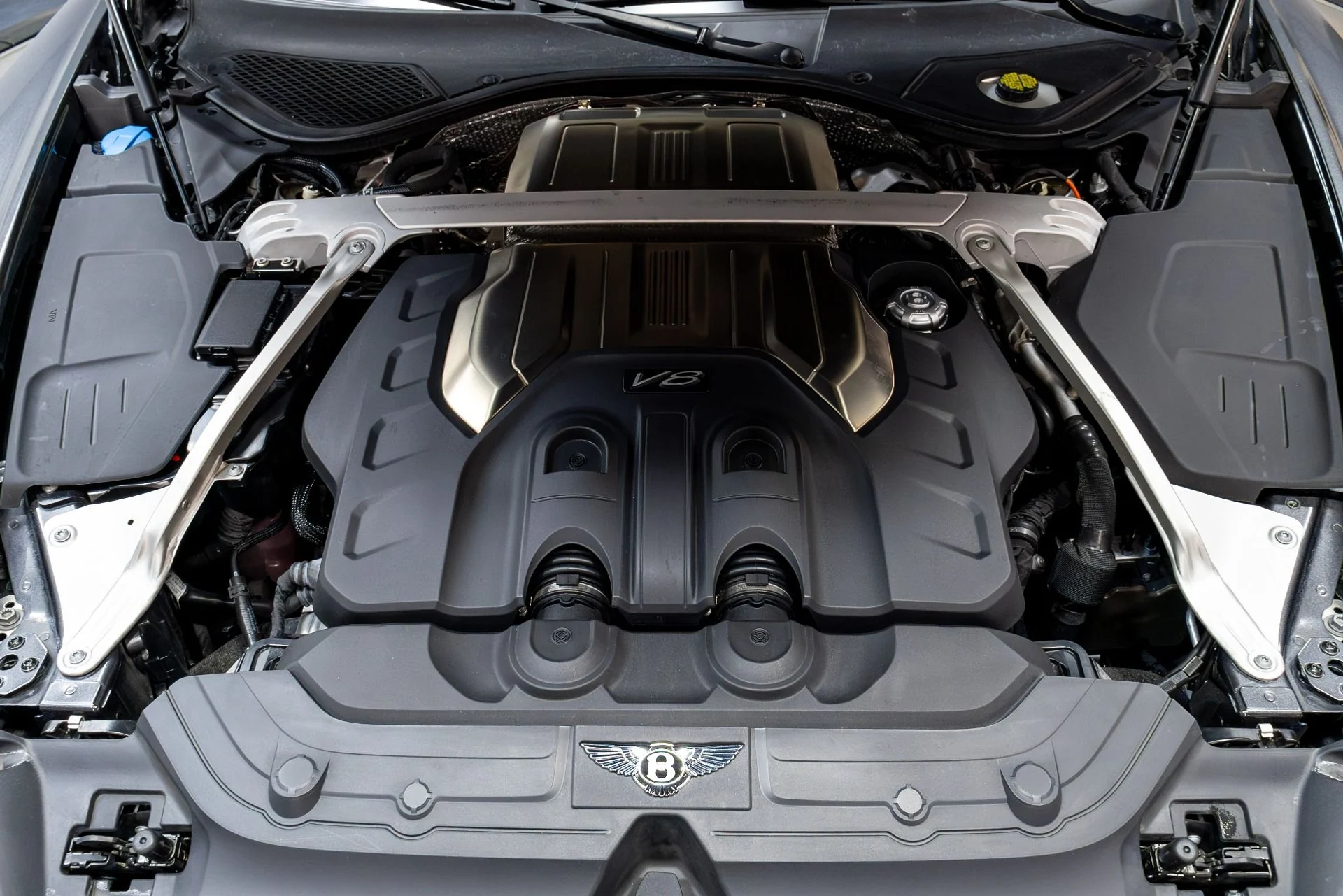 mph046_3017101824_Used_2020_Bentley_Continental_GT_V8_1775255845_c7d45e04be