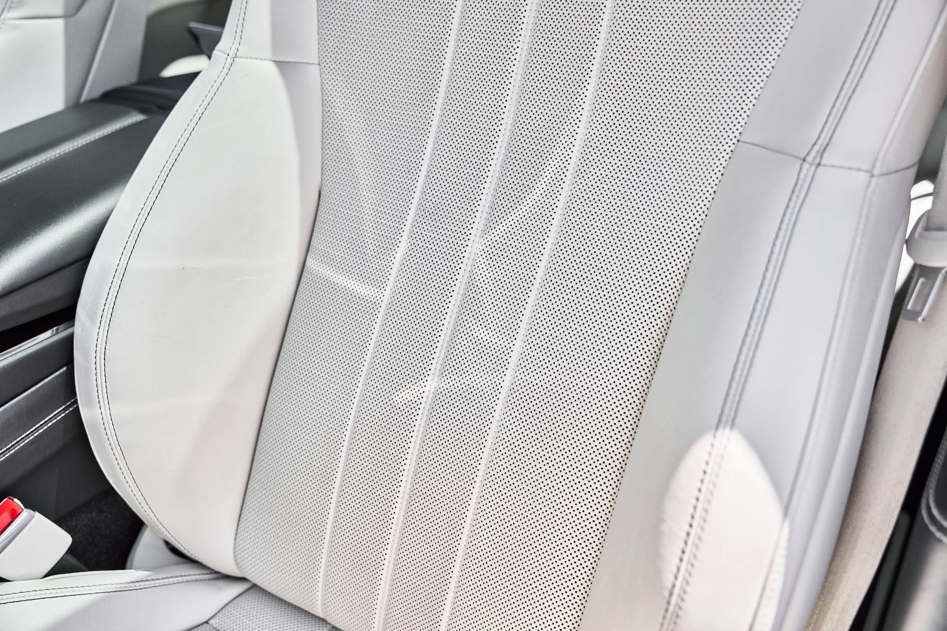 mph046_3034020985_Used_2021_Bentley_Flying_Spur_V8_1780617159_063548eb2f