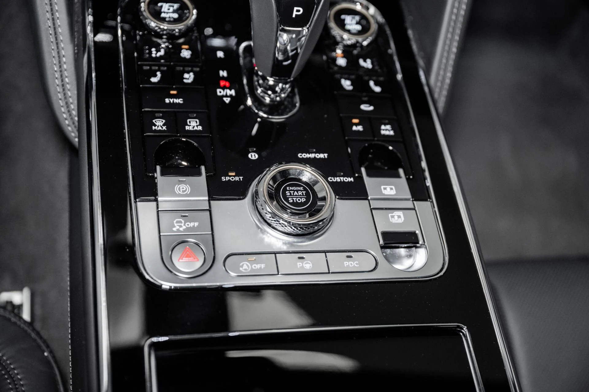 mph046_3044643185_Used_2024_Bentley_Flying_Spur_Speed_1756911756_1ff5186cee