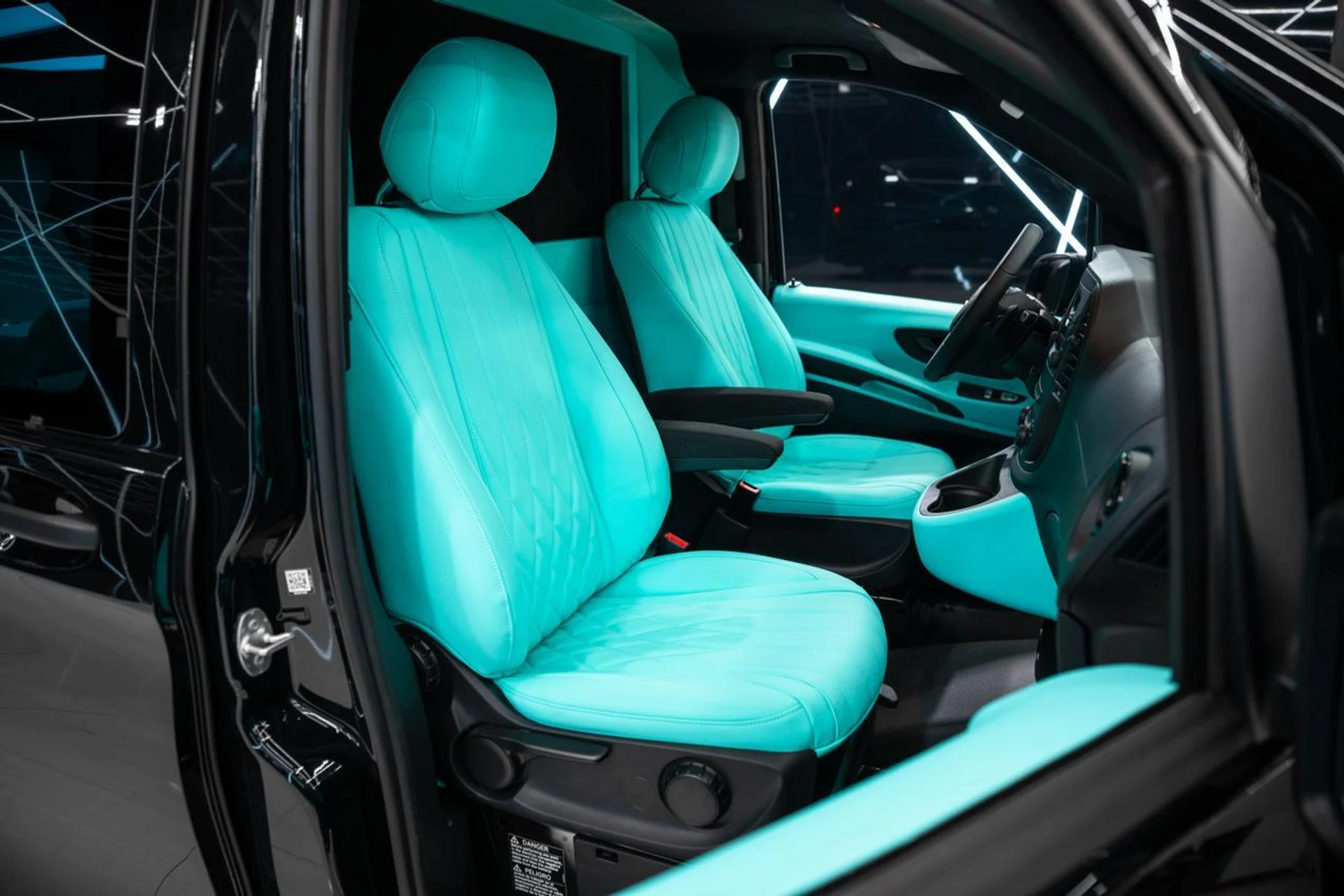 mph046_3063079007_c346c60fecf1552c0784e9cb62b3ac67_af1a0d8ff1