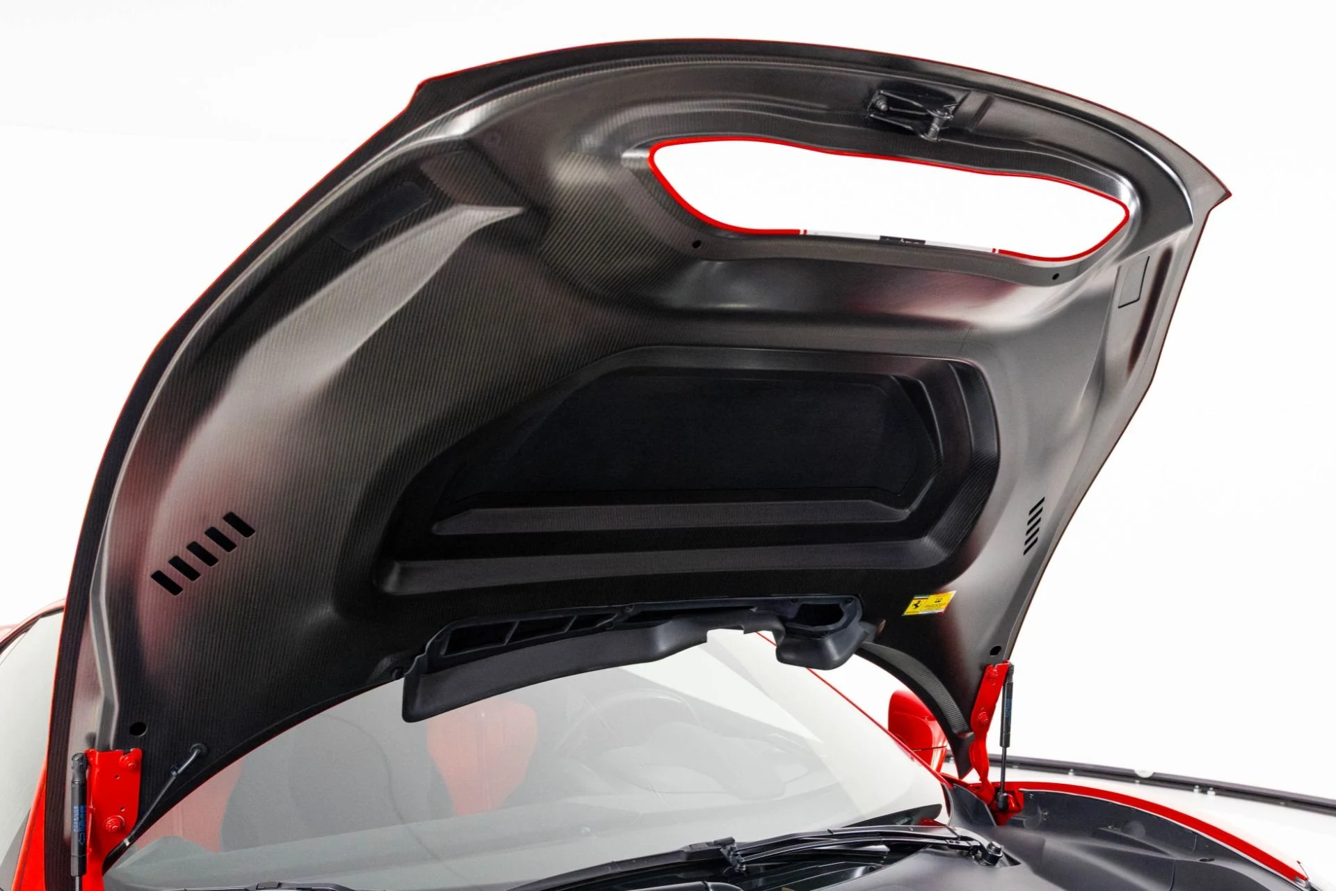 mph046_308533833_Used_2019_Ferrari_488_Pista_1761352057_1e8e64461c