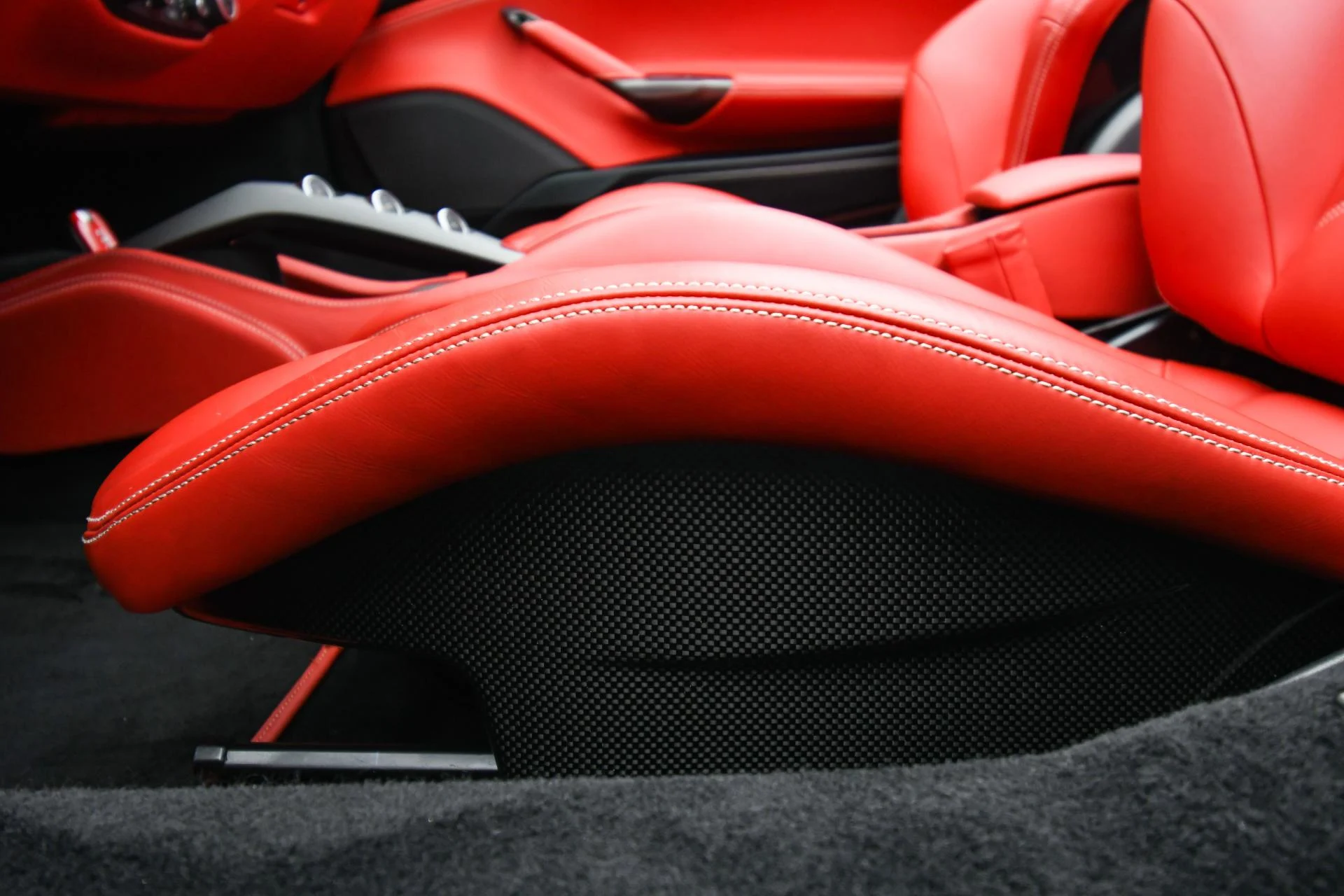 mph046_308945442_Used_2016_Ferrari_488_Spider_1750234949_a7071f125a