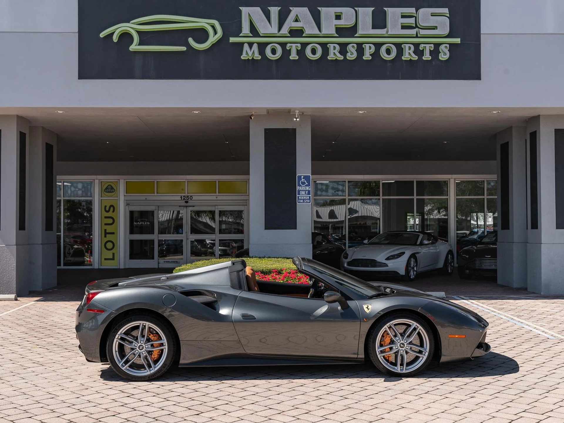 mph046_3096517886_Used_2018_Ferrari_488_Spider_Convertible_1771927256_0031240da8