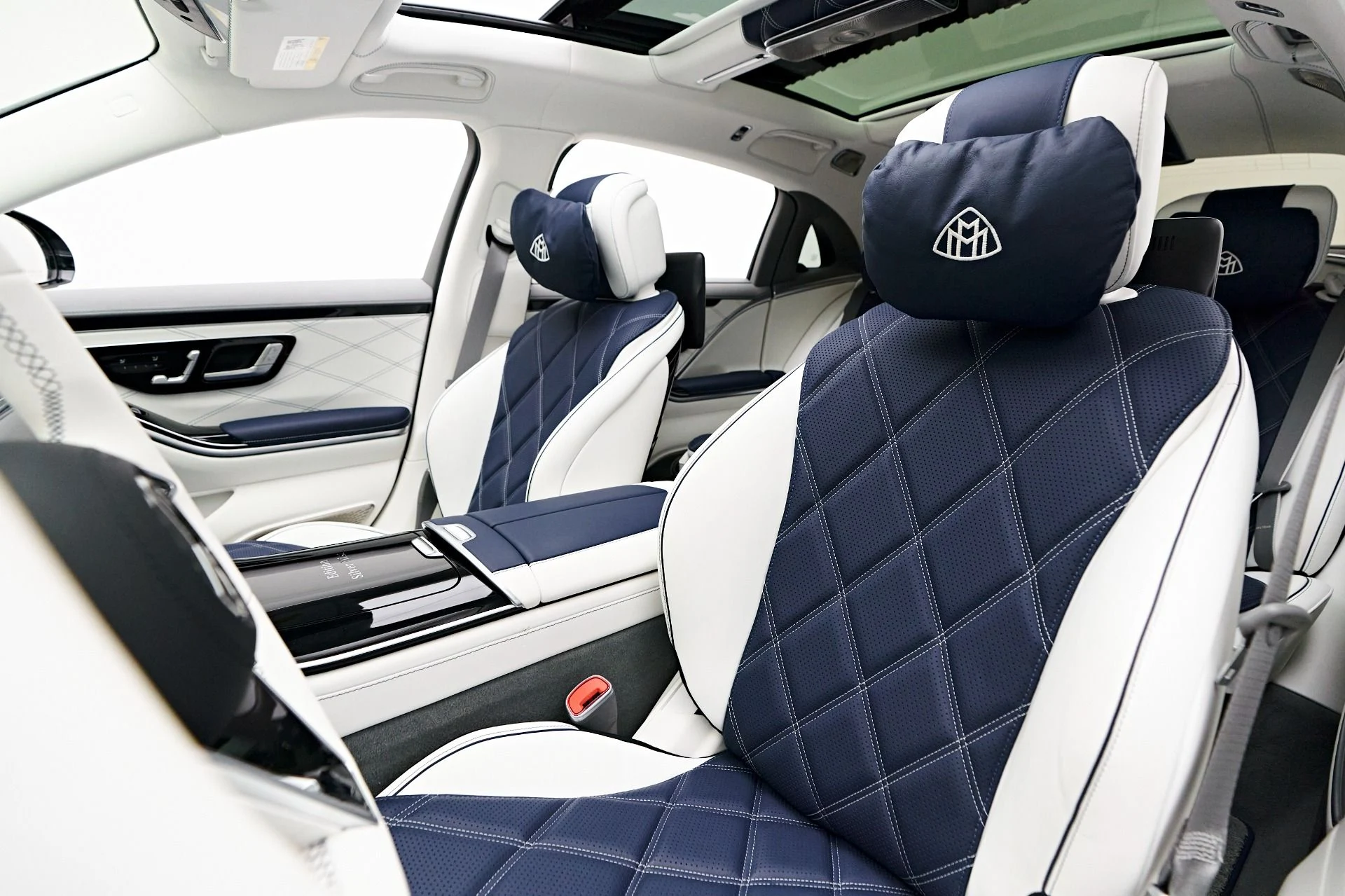 mph046_3118844993_Used_2024_Mercedes_Benz_S_Class_Maybach_S_680_1729209539_a27b2a8221