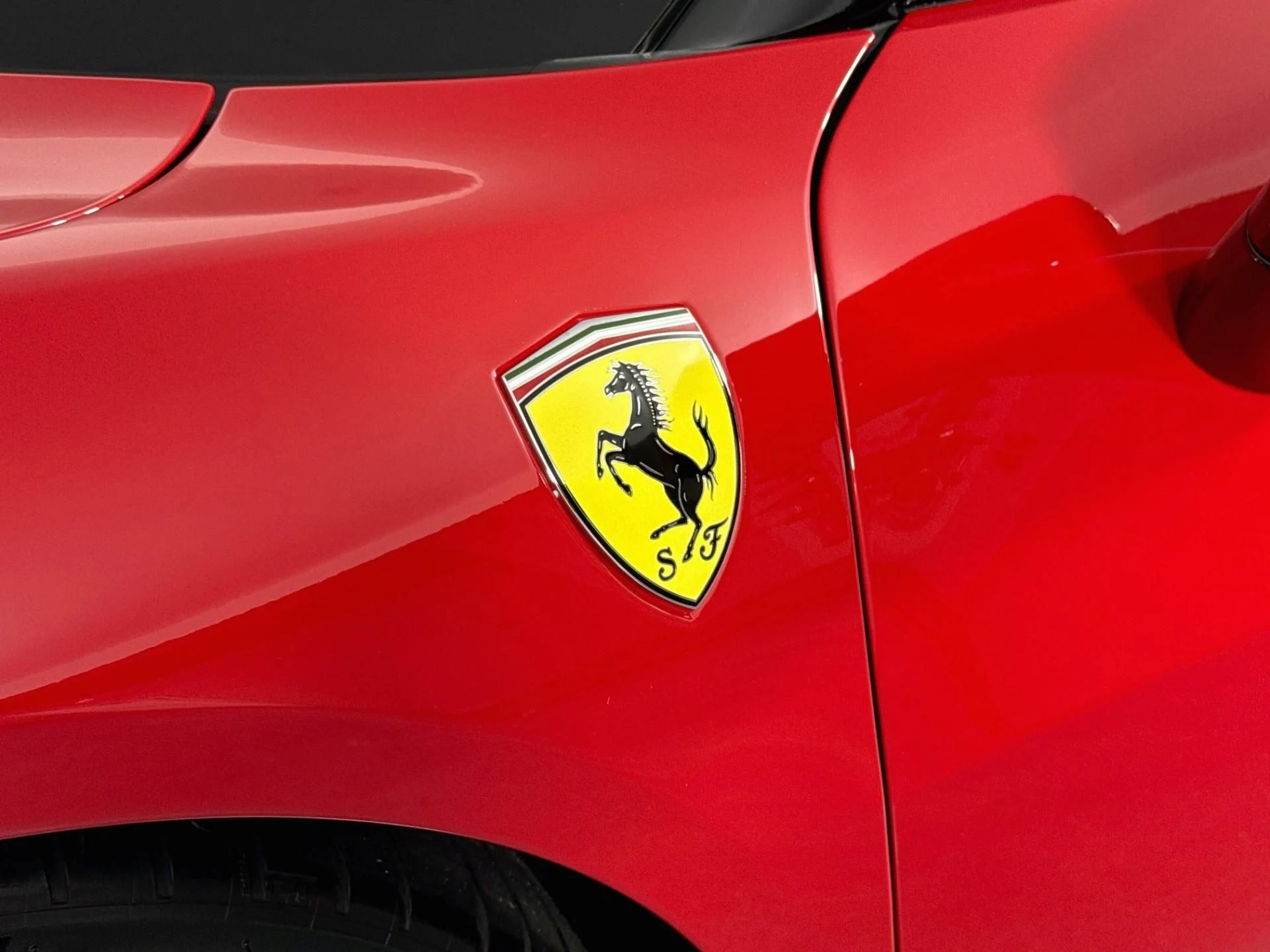 mph046_3123572903_Used_2024_Ferrari_296_GTS_1791318681_f5d791f0f1