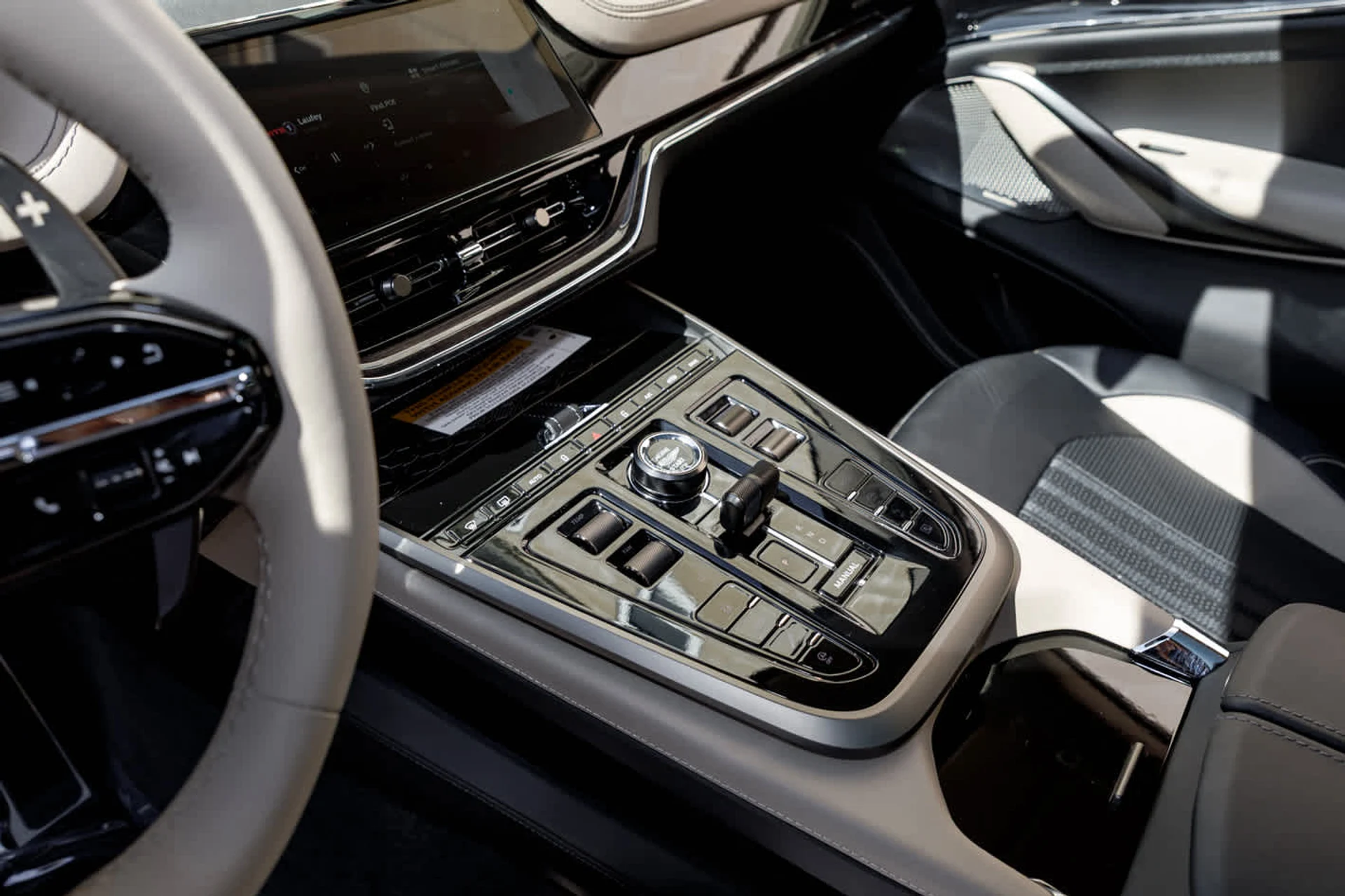 mph046_3155270960_47_859eda2875