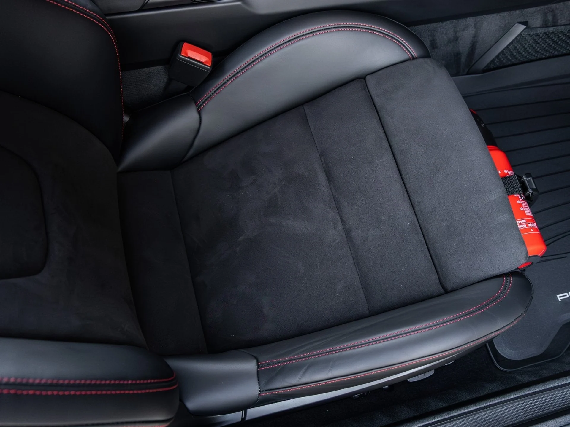 mph046_3178383589_47_655d462d0f