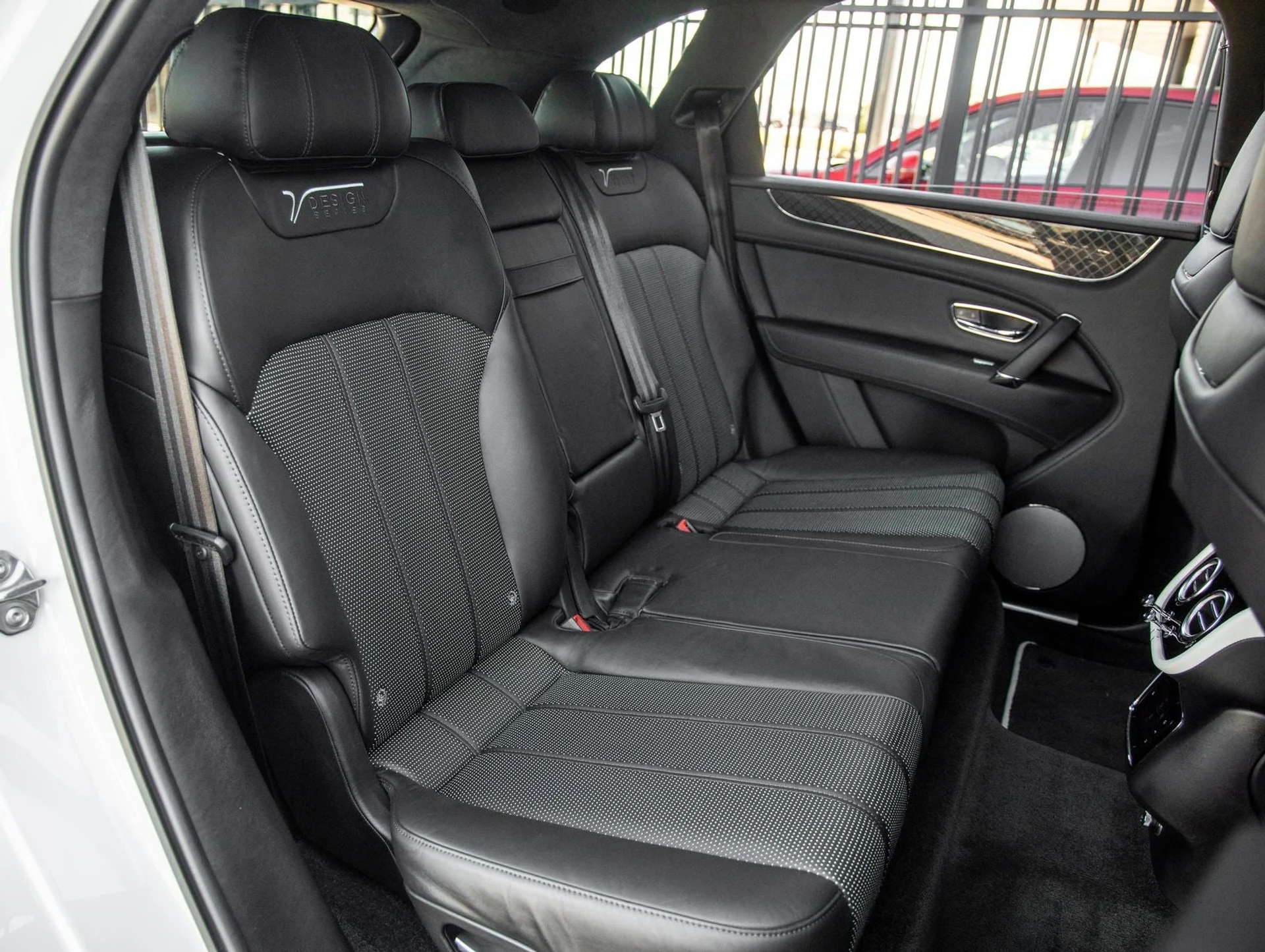 mph046_319211789_47_ef65f397ec