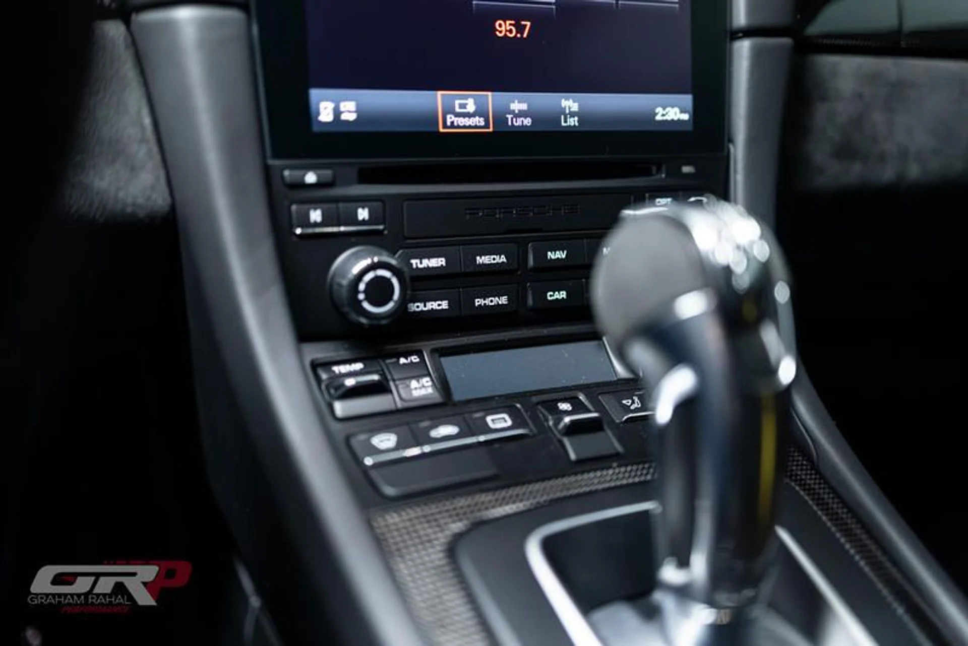 mph046_3203945298_776_BF_296_731_C_4208_B0_BF_6_B49_D0_A347_D0_d6f6635f05