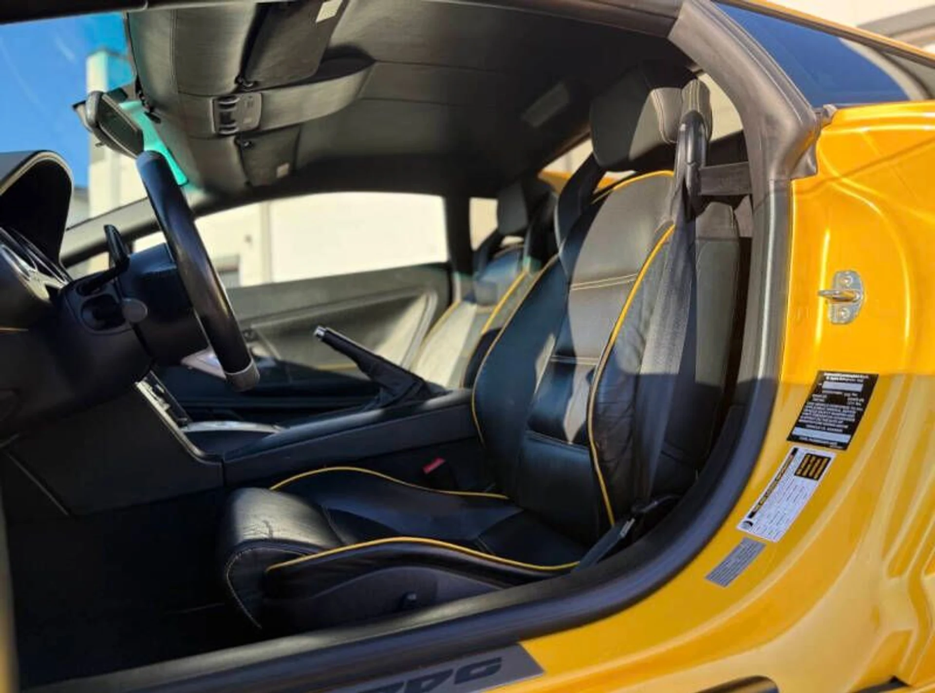 mph046_3223967297_2008_lamborghini_gallardo_base_awd_2dr_coupe_e943f7caa8