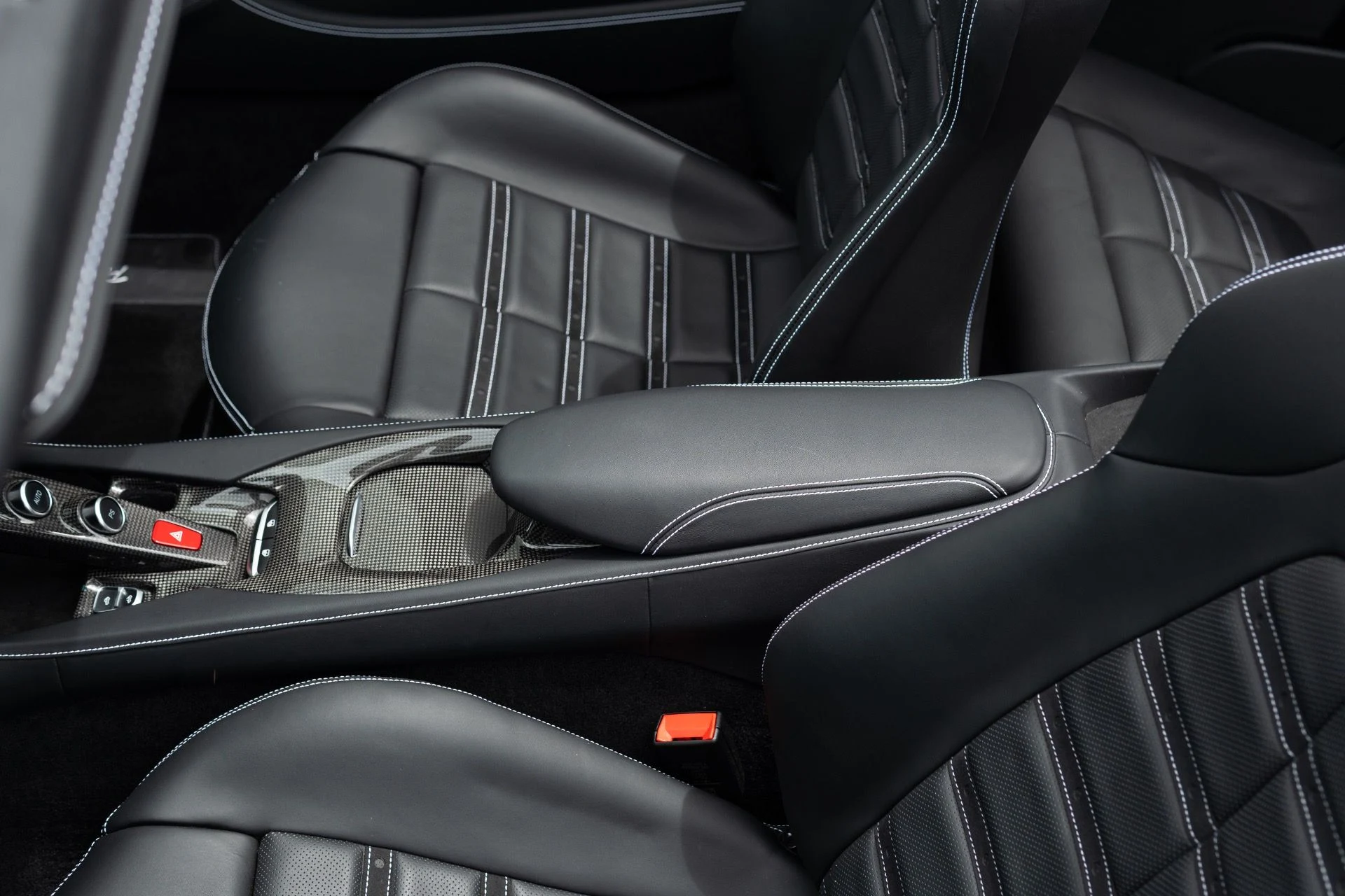 mph046_3241030986_Used_2023_Ferrari_Portofino_M_1775657761_c8f87fb400