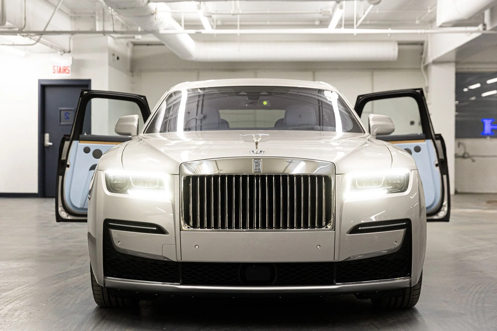 mph046_3242094296_7e20cdb255bc50fc7a36a3a1fb371836x_b96a51f053