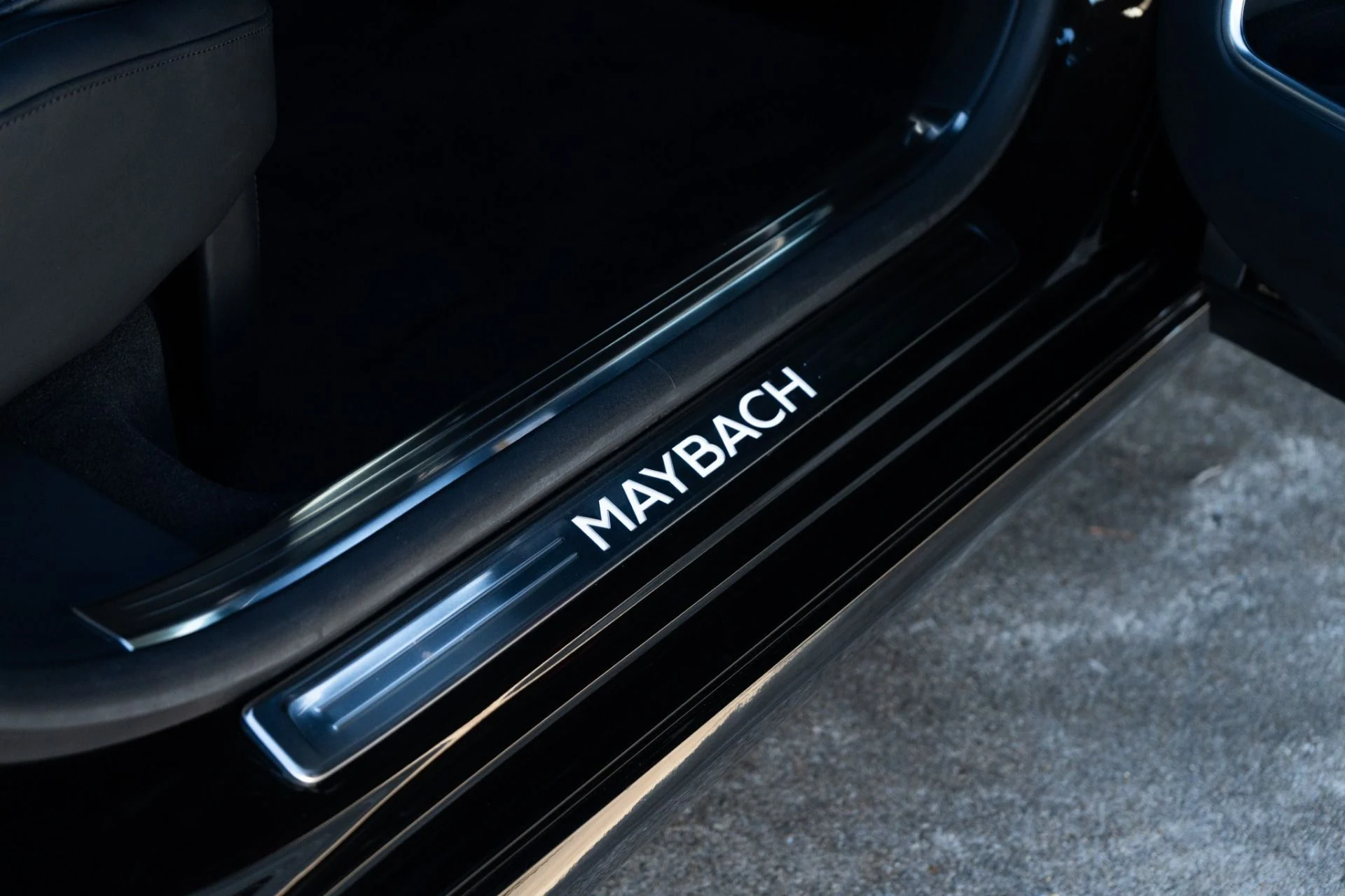 mph046_324572706_Used_2021_Mercedes_Benz_S_Class_Mercedes_Maybach_S_580_4_MATIC_1770057190_584032c573