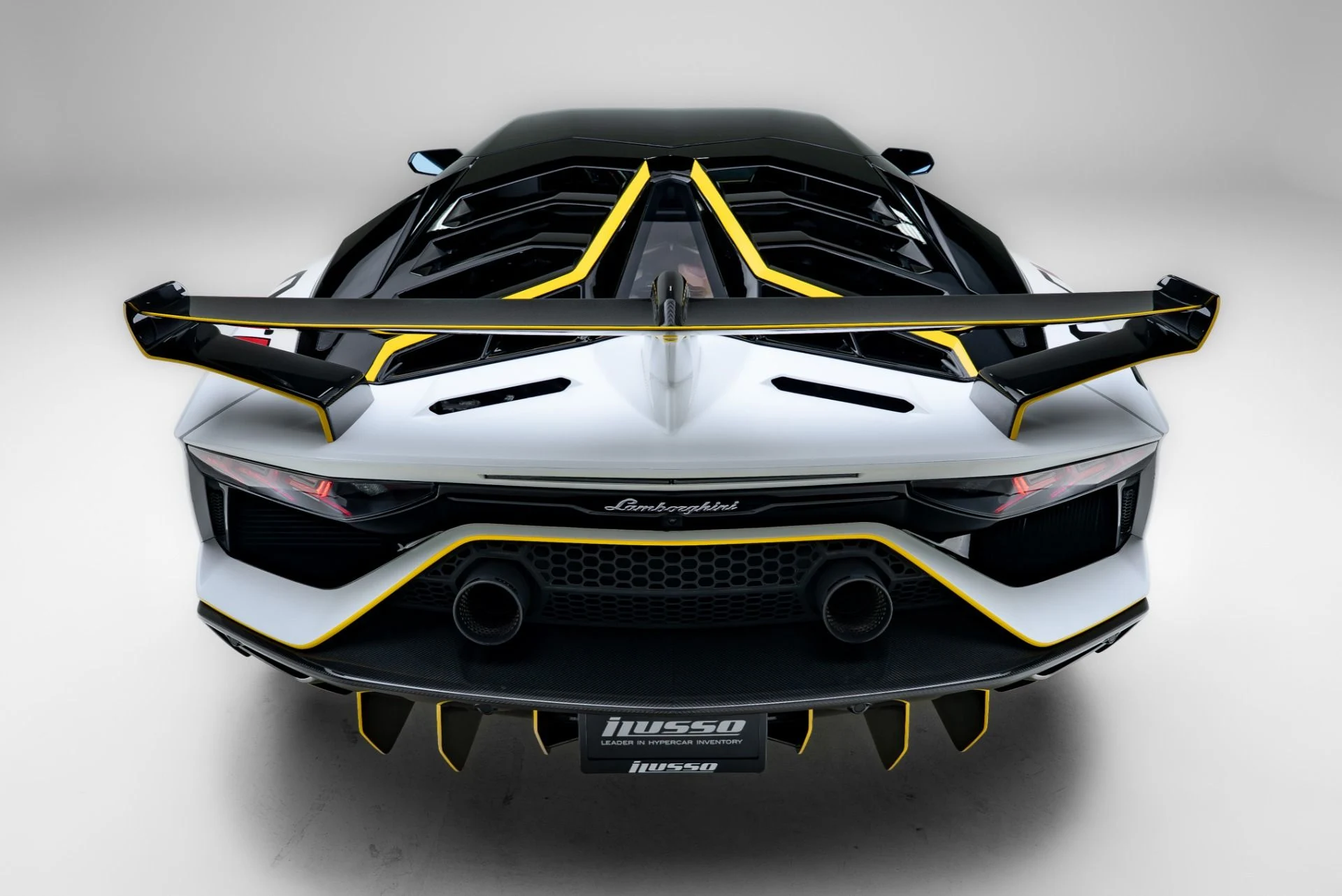 mph046_3246028781_Used_2021_Lamborghini_Aventador_LP_770_4_SVJ_1776372314_d6fa8ab672