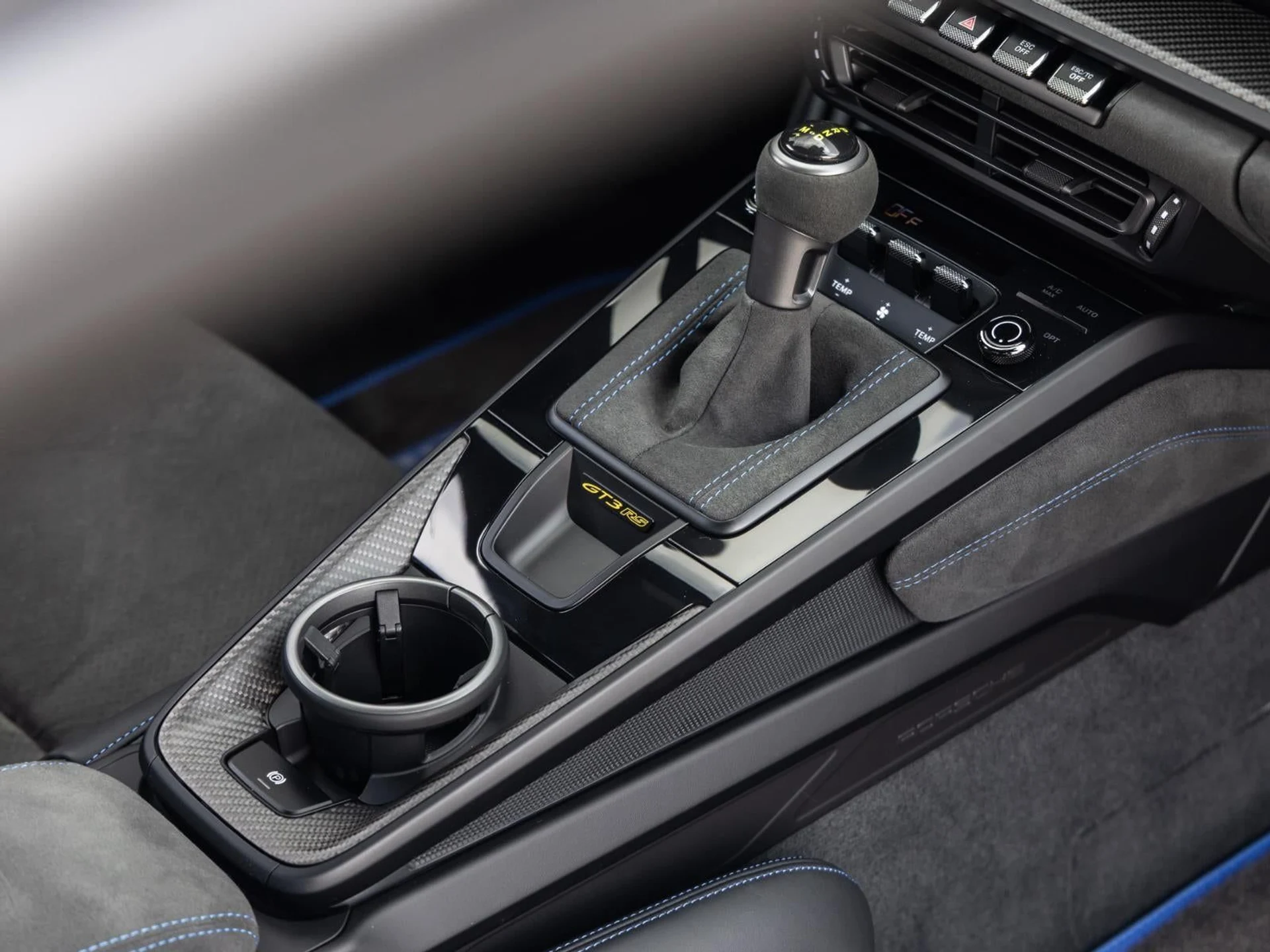 mph046_3284486873_47_38ef7e1a4c