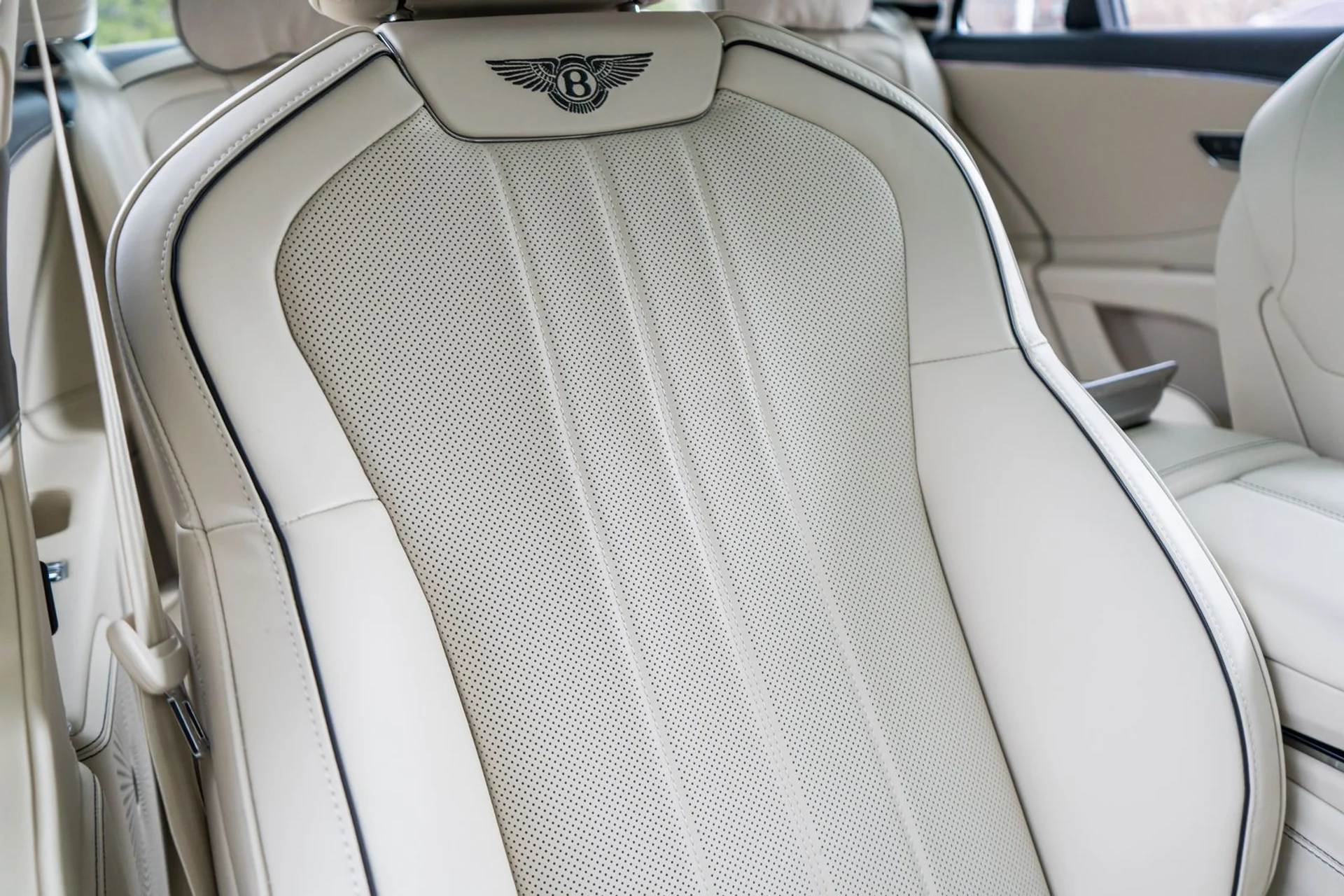 mph046_3312208730_516d98be_38c6_41ef_857f_57c003a8898c_decbbd9db2