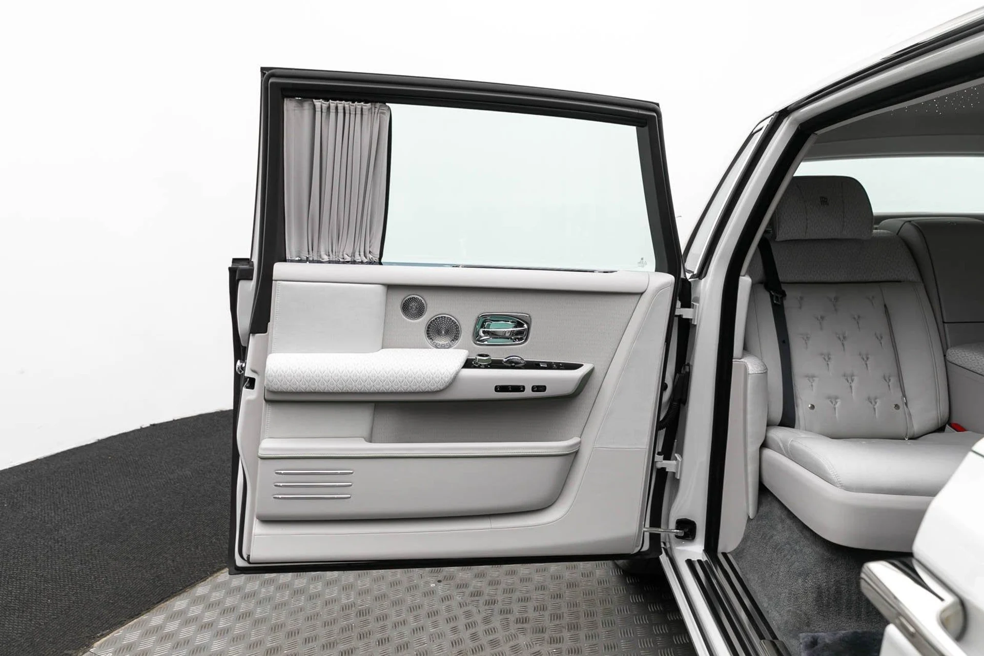 mph046_3313237403_47_bb4fde6f8e