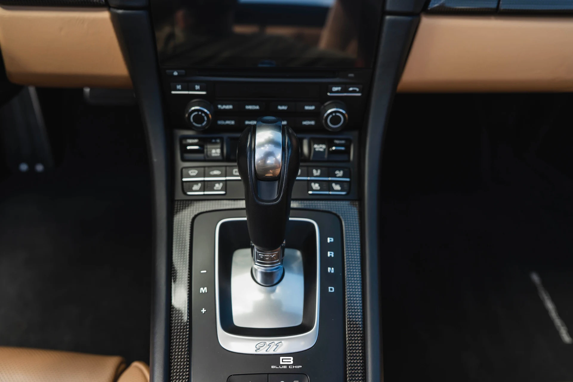 mph046_3322881027_6a2c27e0d6745f69fc326aed_2017_Porsche_911_Turbo_47_b982b2969e