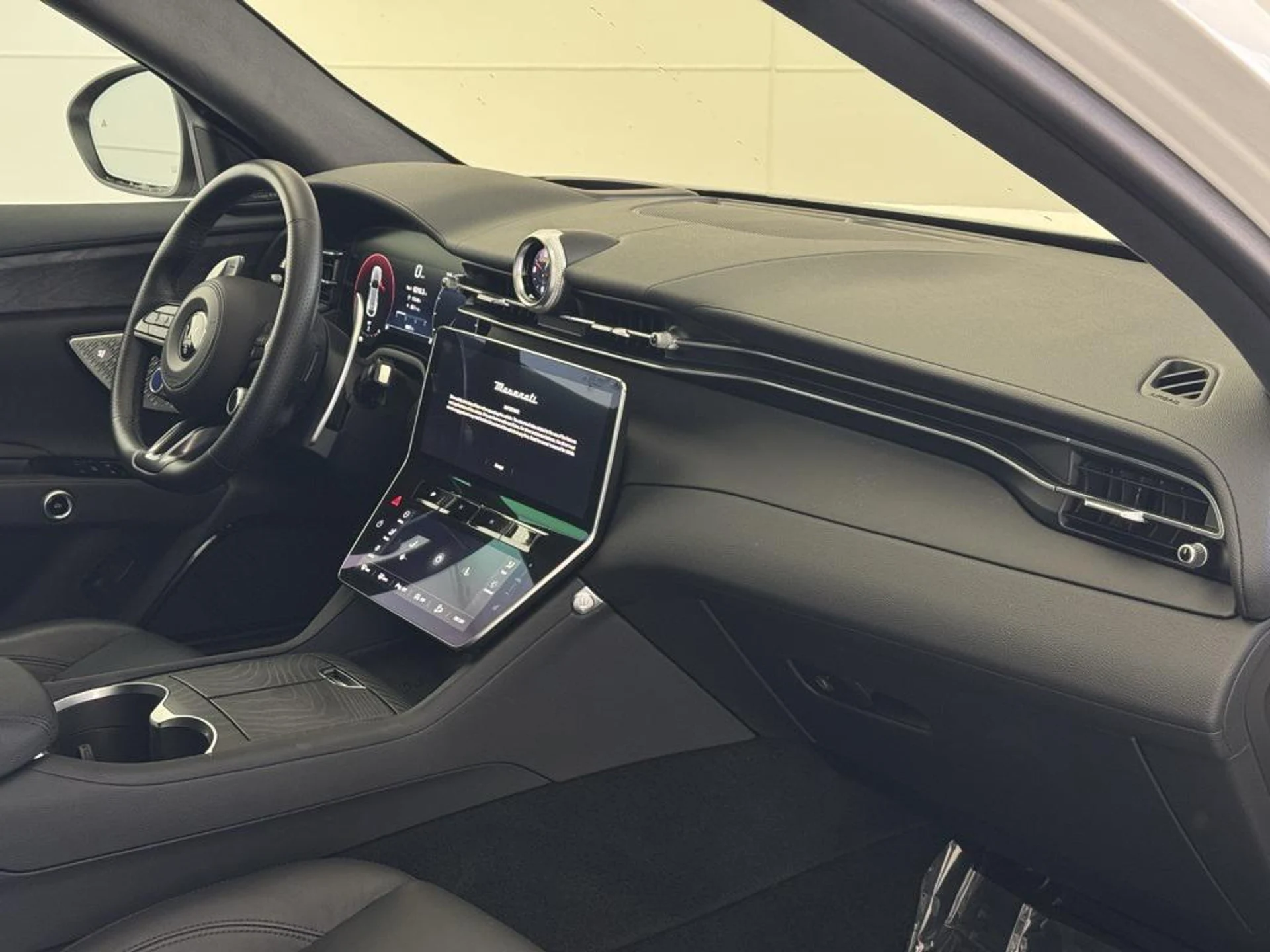 mph046_3356173256_nvd_Nxlgt_Qq_RYNGL_4_X4z_Pix_IN_Pyw_352a6a3a71