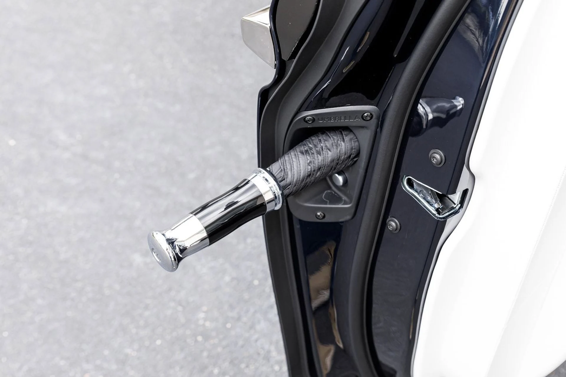 mph046_3356812468_22e381cf5b05170e28e7b86333bc7bf2x_6c842c65cb