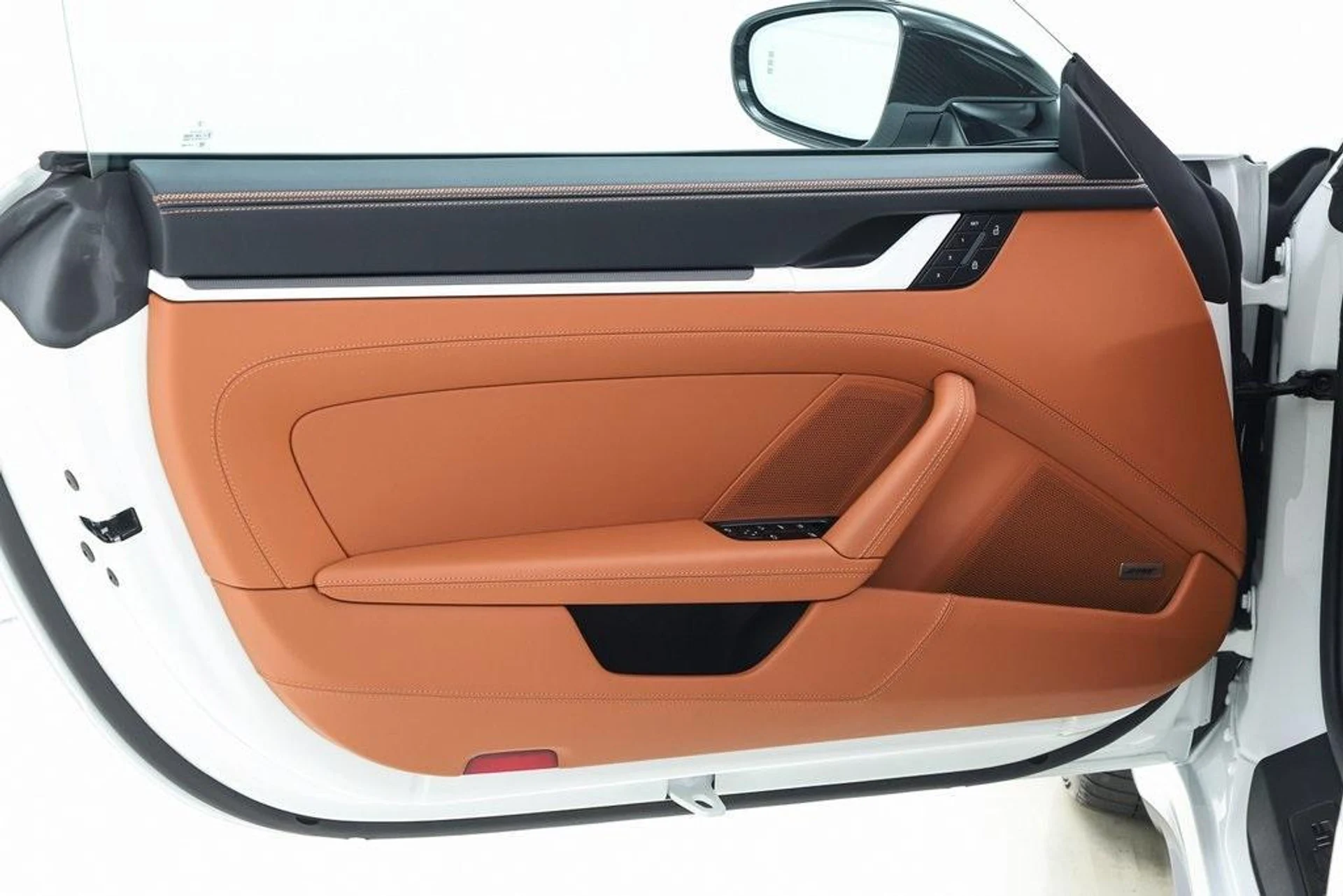 mph046_3365601770_r_Unk_Gk1_RRFSKM_3w_nkz_N9_Ra_Pis_I_c08f7d3065