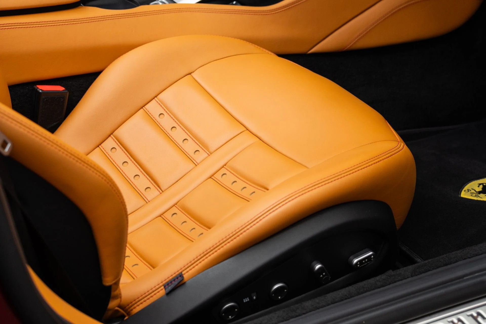 mph046_3368847574_Used_2015_Ferrari_California_T_1773337239_ed765e67f6