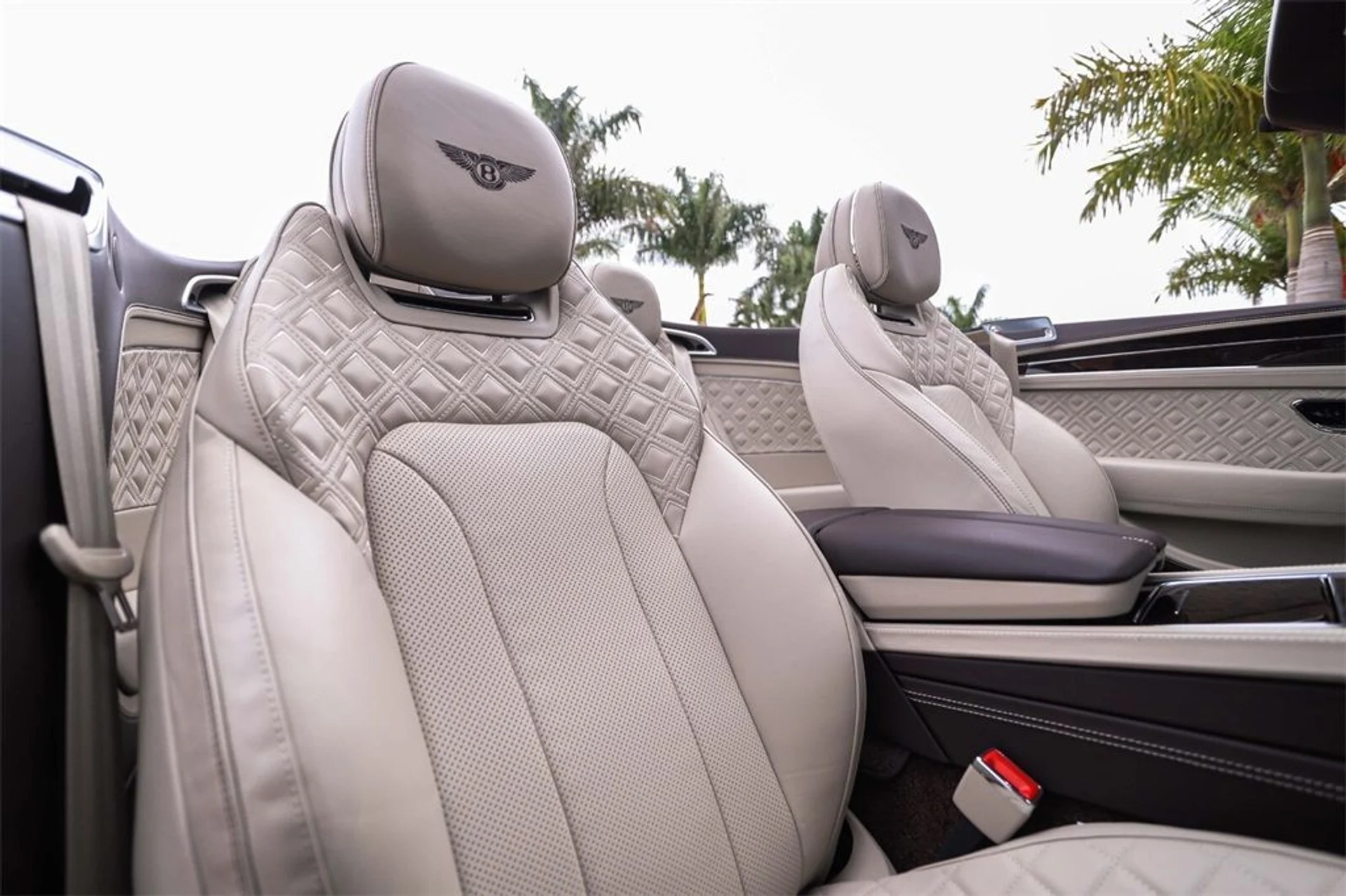 mph046_3379990873_742d5957dd008ba72f0ad6a4a0803c16_7c08820ccc