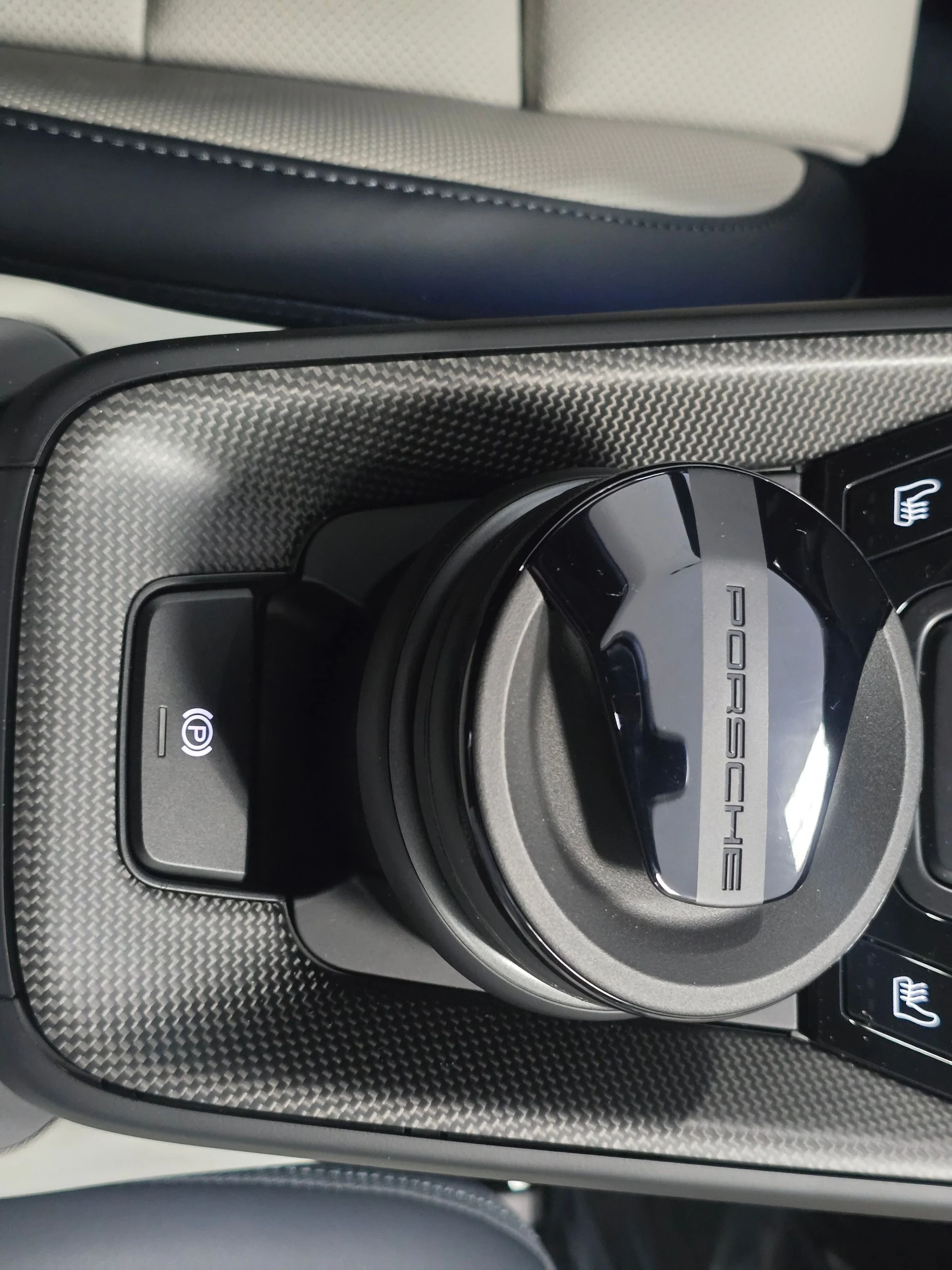 mph046_3381620942_401959d4ae605f5a532fd7fce16f520dx_4b3ac5d6f6