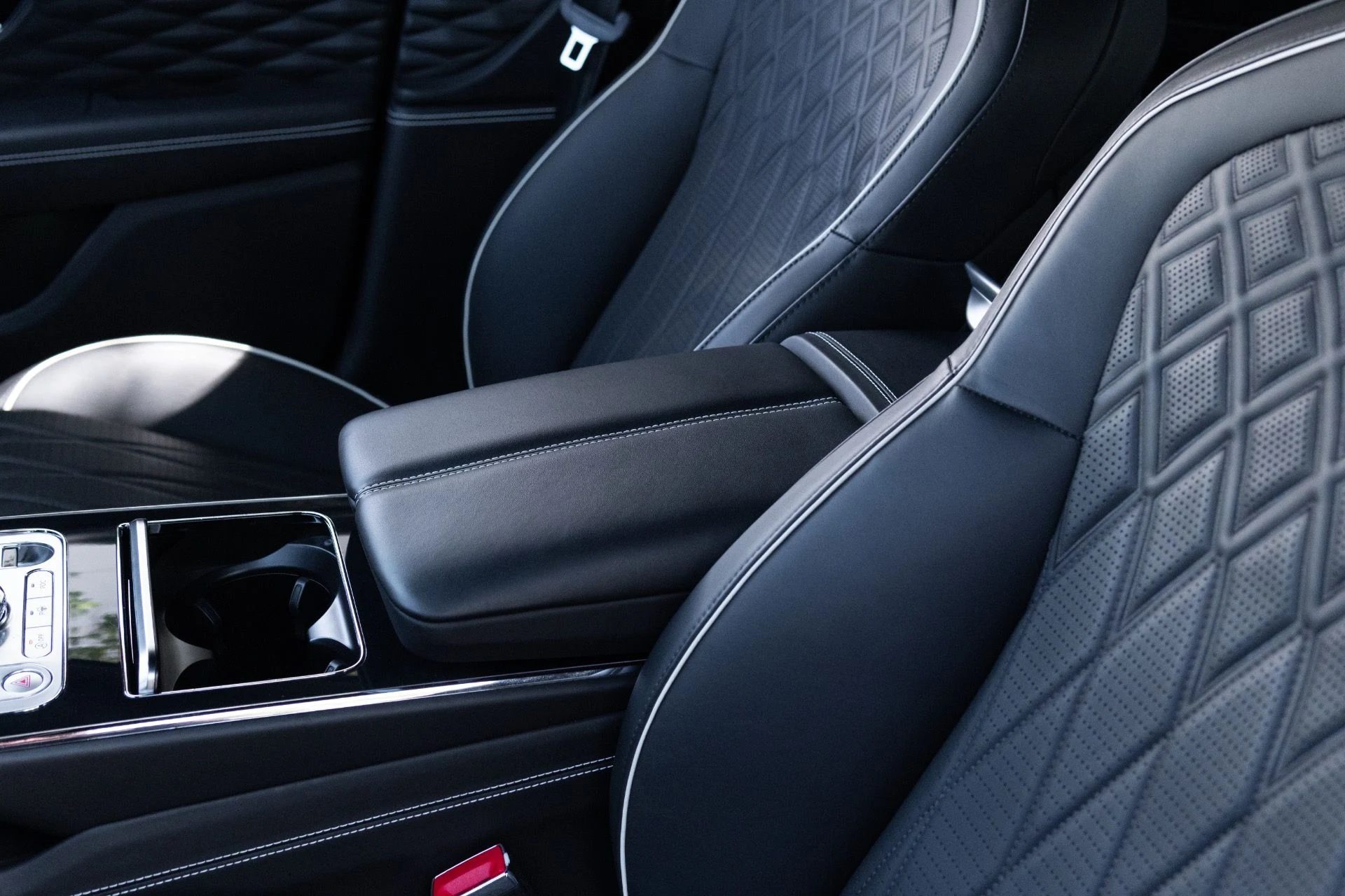 mph046_3398849274_Used_2020_Bentley_Flying_Spur_W12_1780979756_5f8593628a