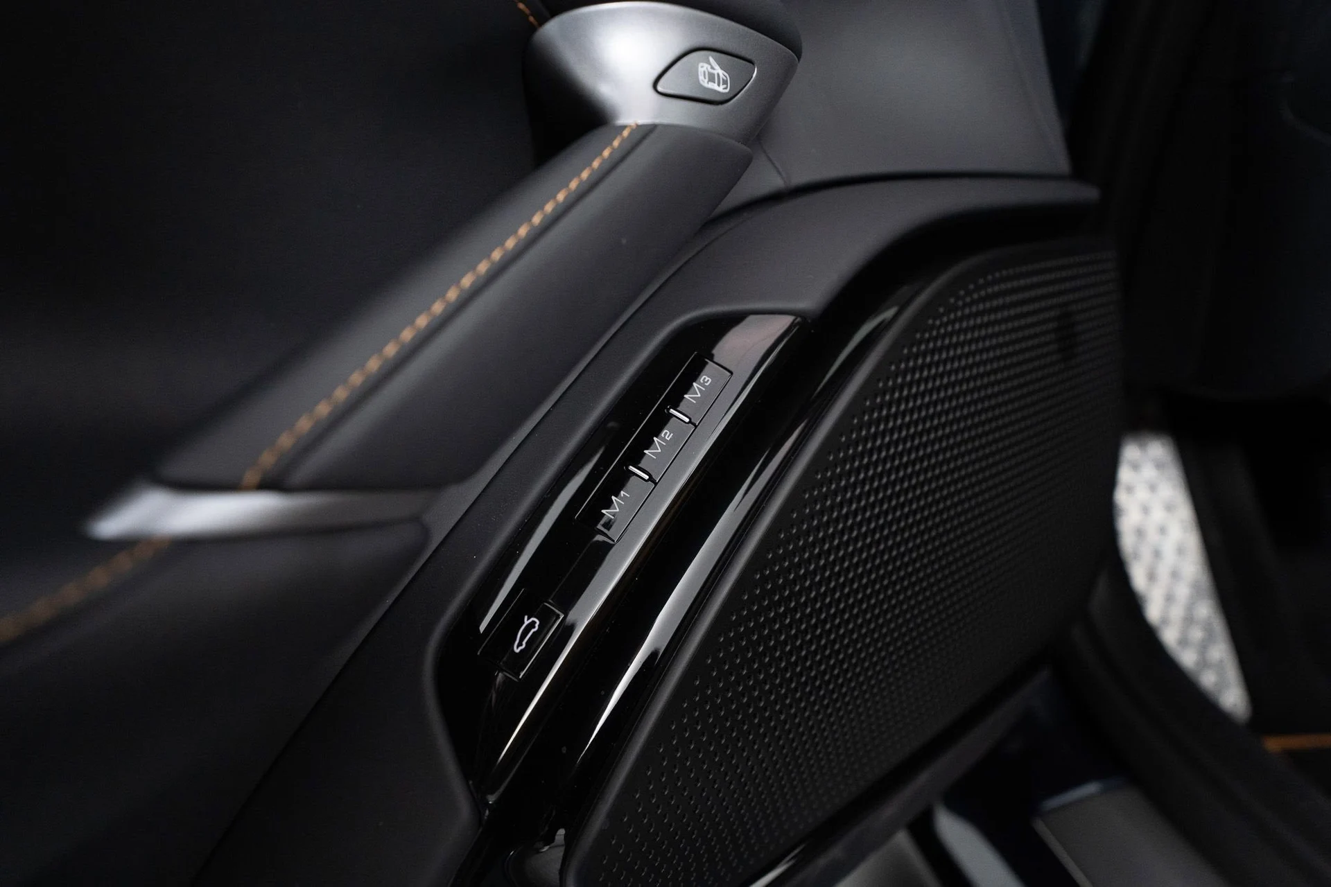 mph046_3407325598_6de1f87b59dd47fa94205b02add3b342_2e642bc13e