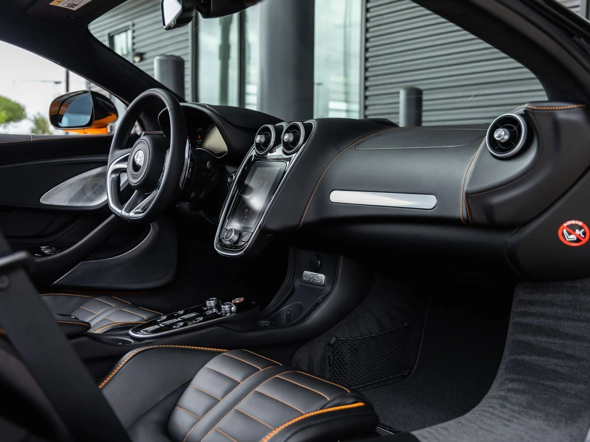 mph046_3420869560_47_3bfdb68031