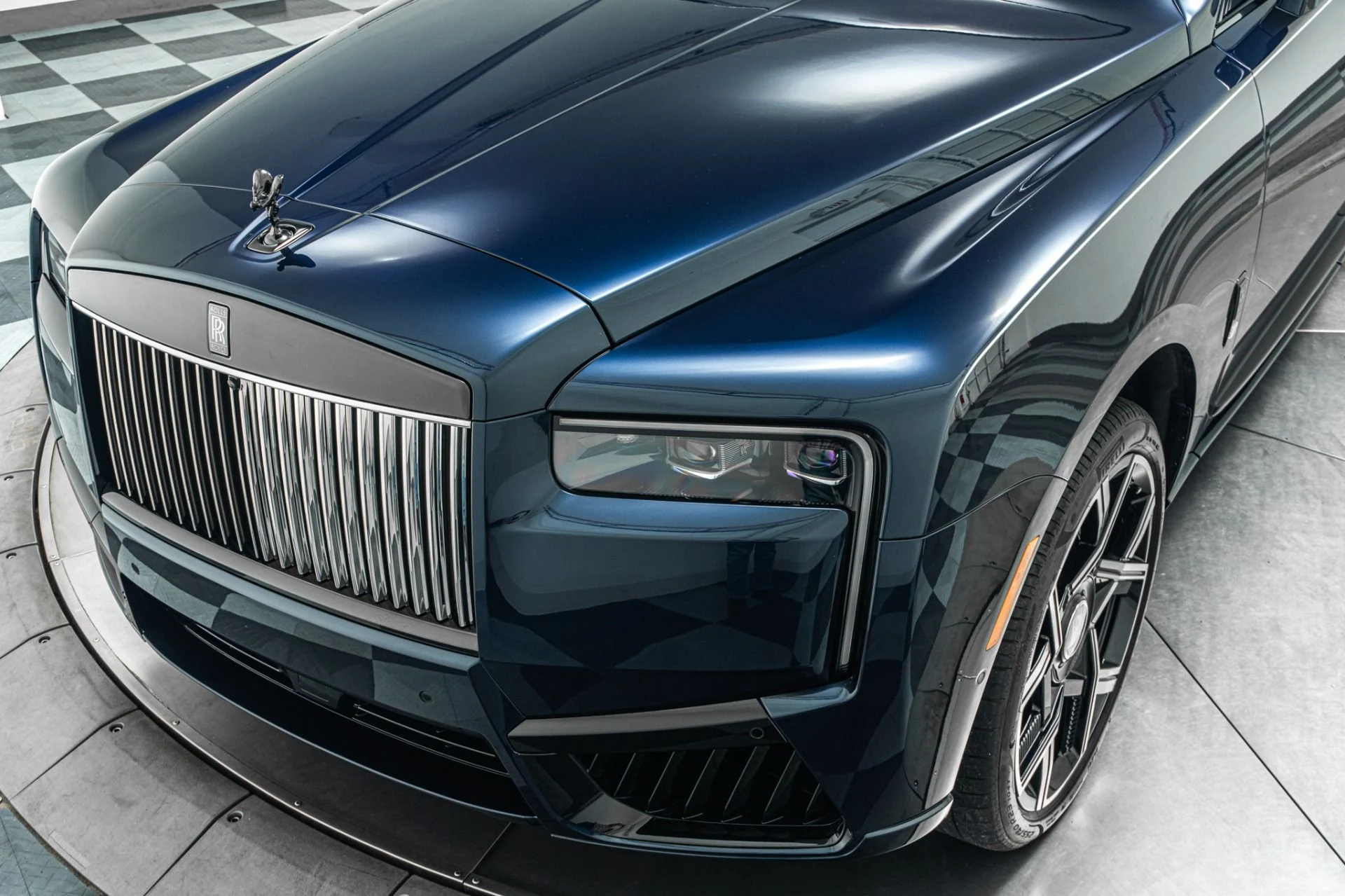 mph046_3426120651_Used_2025_Rolls_Royce_Cullinan_Black_Badge_345_Miles_611_K_MSRP_Gorgeous_Interior_1783451197_ba689cf803