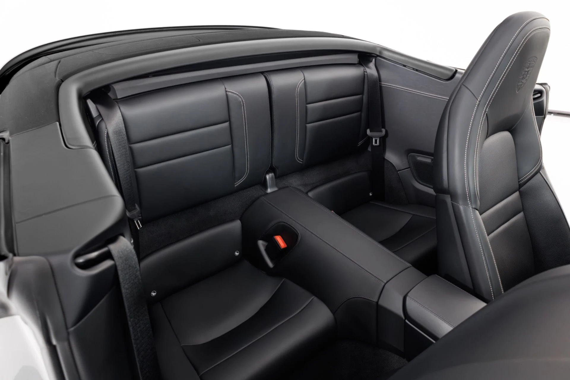 mph046_3426385595_Used_2022_Porsche_911_Carrera_1773941194_1f84558d07