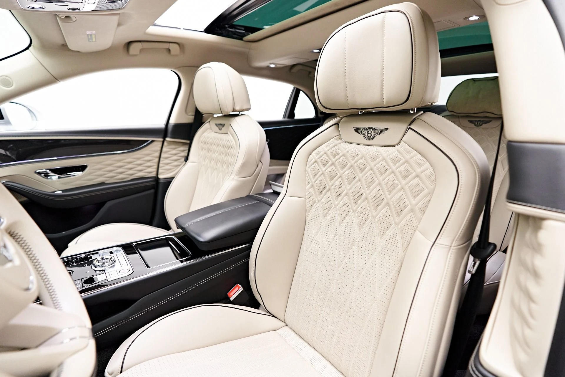 mph046_3501346870_Used_2022_Bentley_Flying_Spur_W12_1704916486_4baded04e0