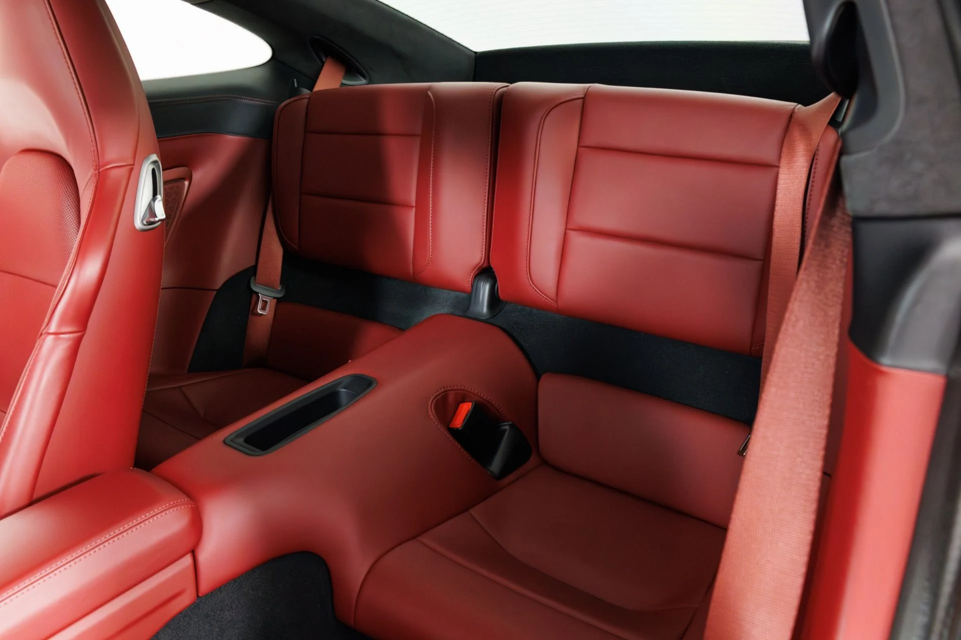 mph046_3521895191_Used_2017_Porsche_911_Turbo_S_1773337587_8a0632bff2