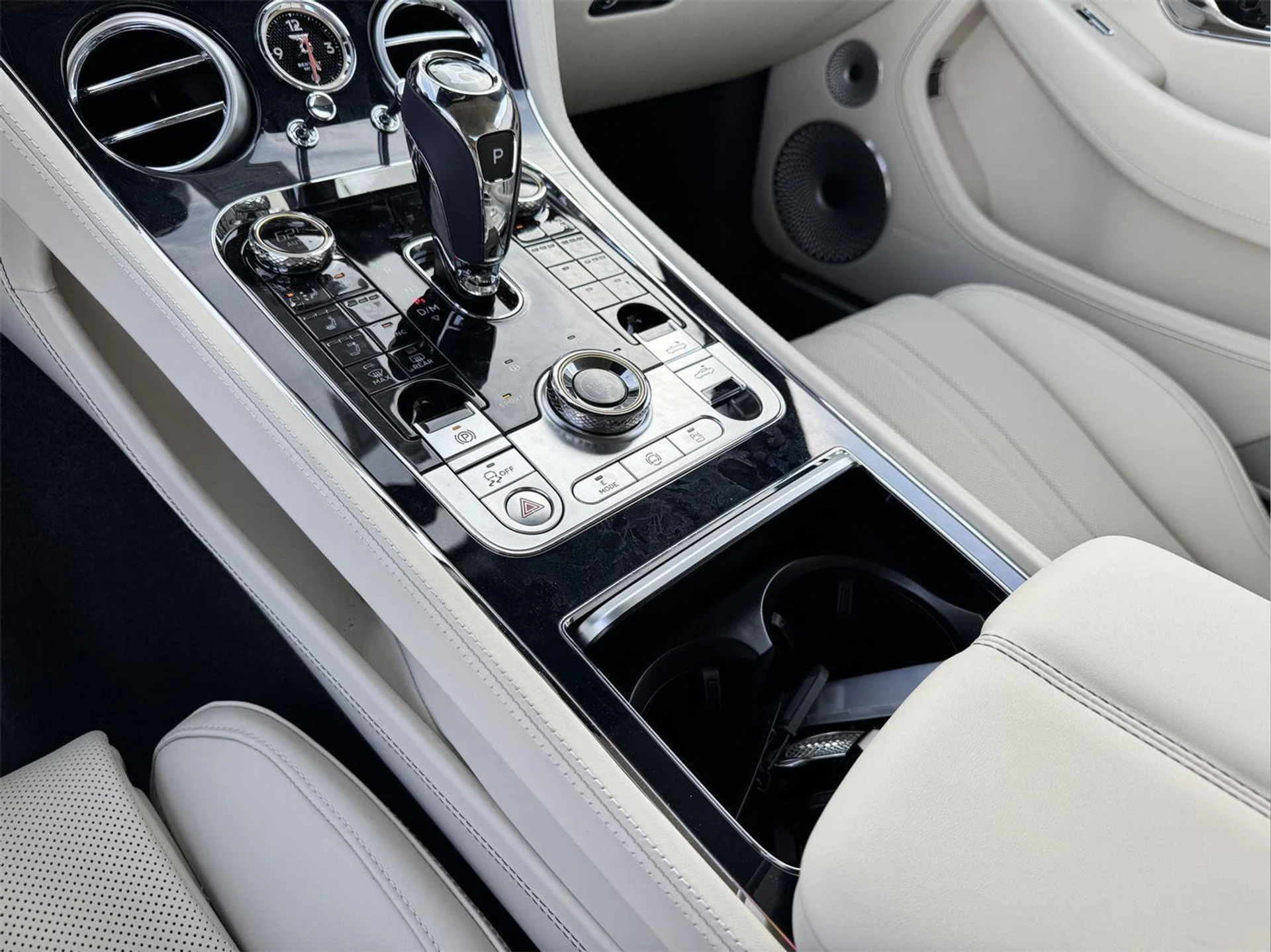 mph046_3537406013_7589c192f4d7067fb4f9c5d10a2d6c92_906d94aa45