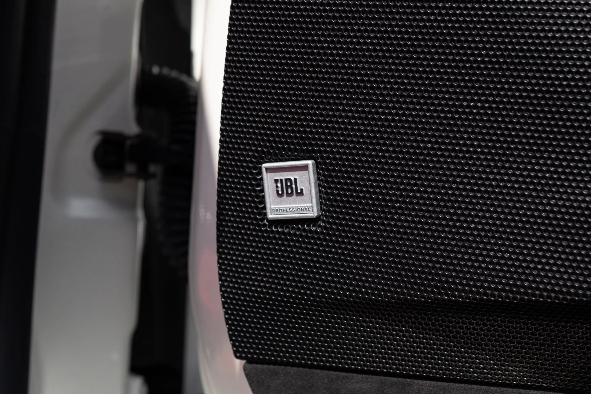 mph046_3542428059_Used_2024_Ferrari_SF_90_Spider_1774069199_d8583b9383