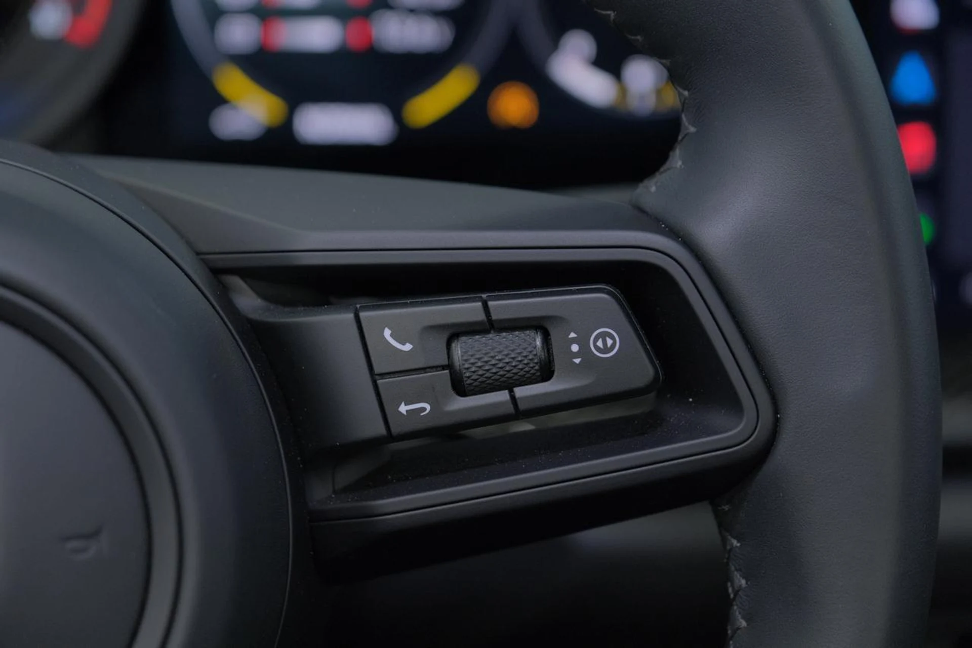 mph046_3551768343_5fe029b987e4f26a702a7db96da0d6c9_59a13c1cd8