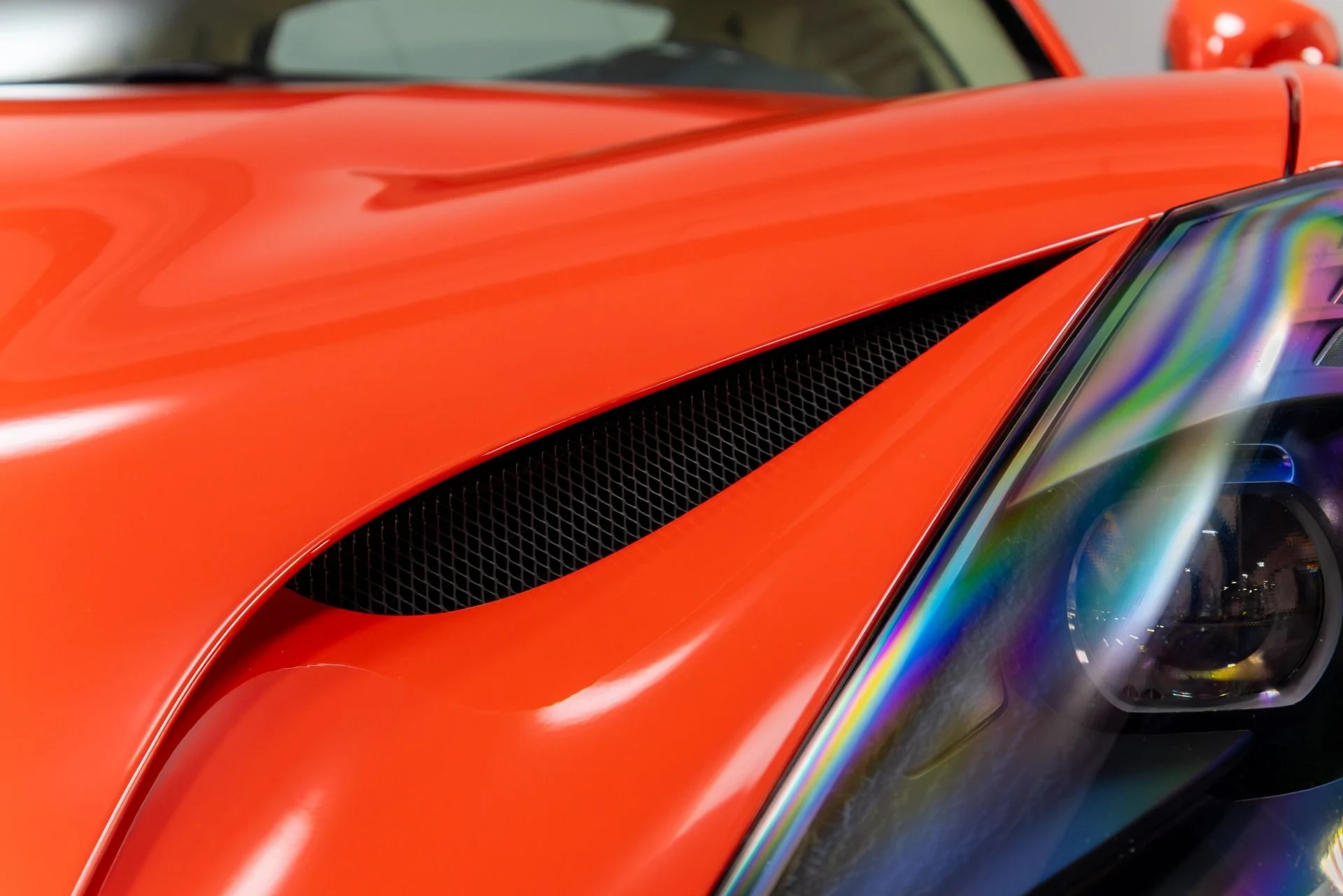 mph046_3572172991_Used_2018_Ferrari_812_Superfast_1763480061_112bdc7a0d