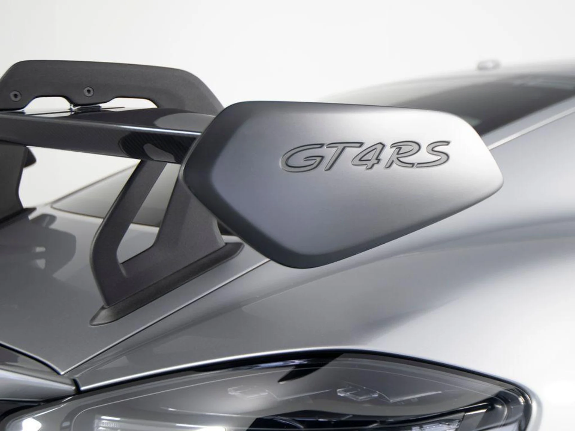 mph046_3579749201_md_WH_2m_u_BNFPH_8emdm_YH_46_Zr_Kr0_3f5bdda5b3