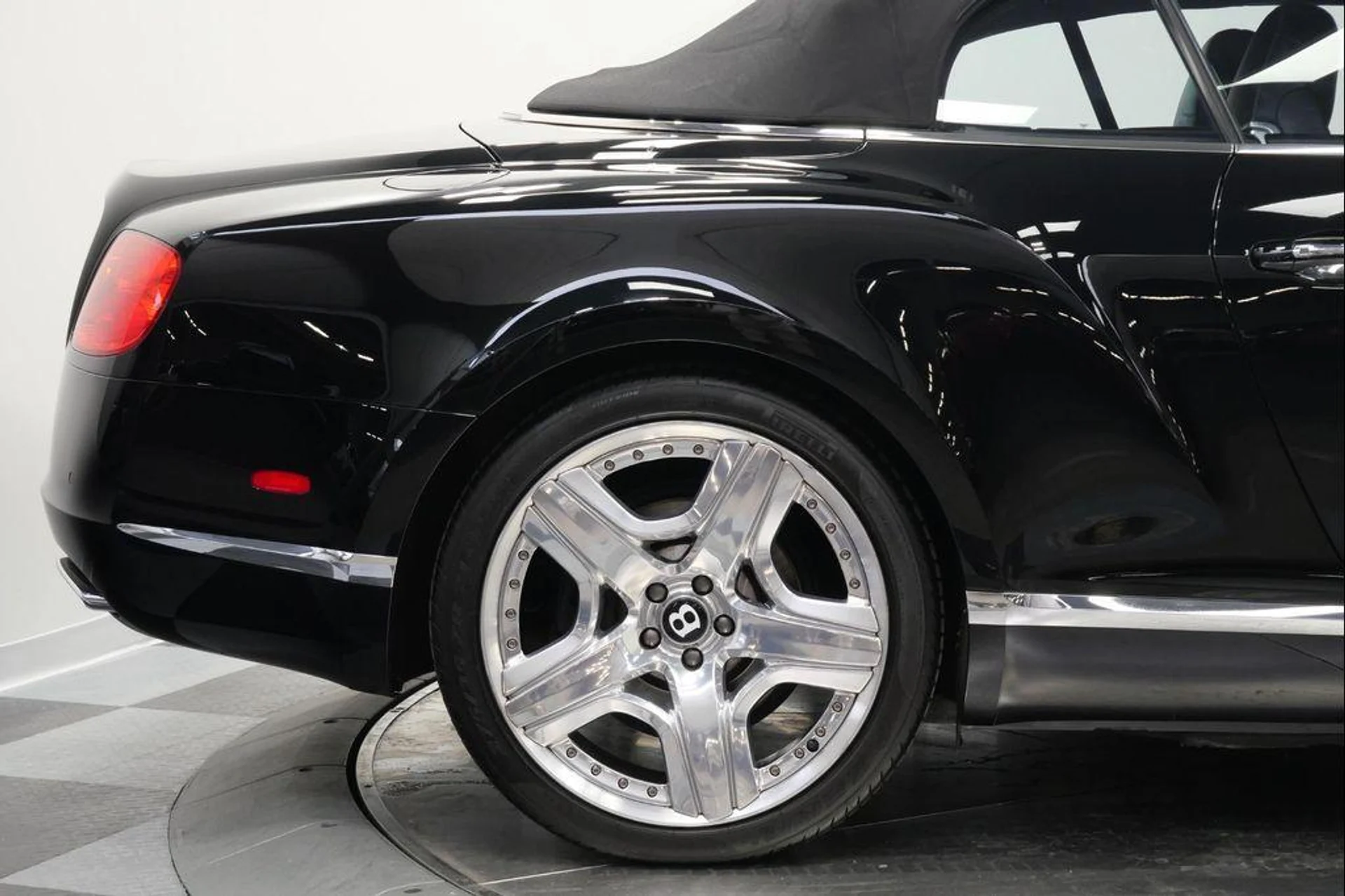 mph046_3580652525_Aiq1_8_Cn5_ESU_Kn_XG_2s_xab_H0w_Q_902e62f8ba