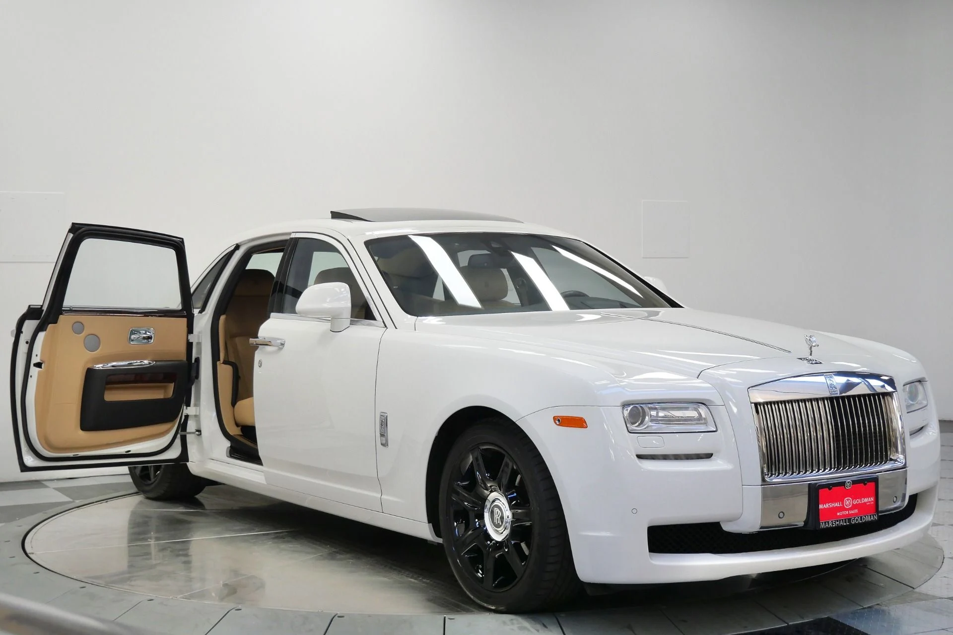 mph046_3587640078_Used_2013_Rolls_Royce_Ghost_Rear_Theatre_Configuration_Sunroof_Picnic_Tables_1765817779_243988c68d