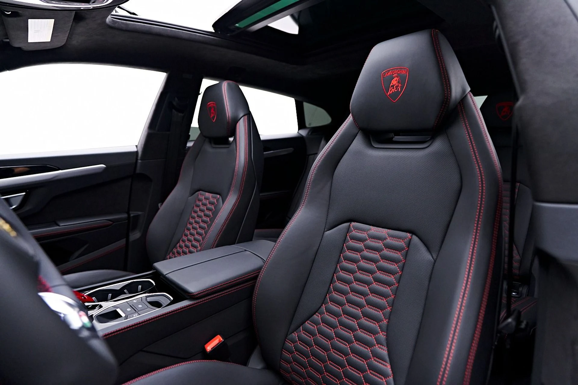 mph046_3593979917_Used_2024_Lamborghini_Urus_S_1745715610_56a6f4a500