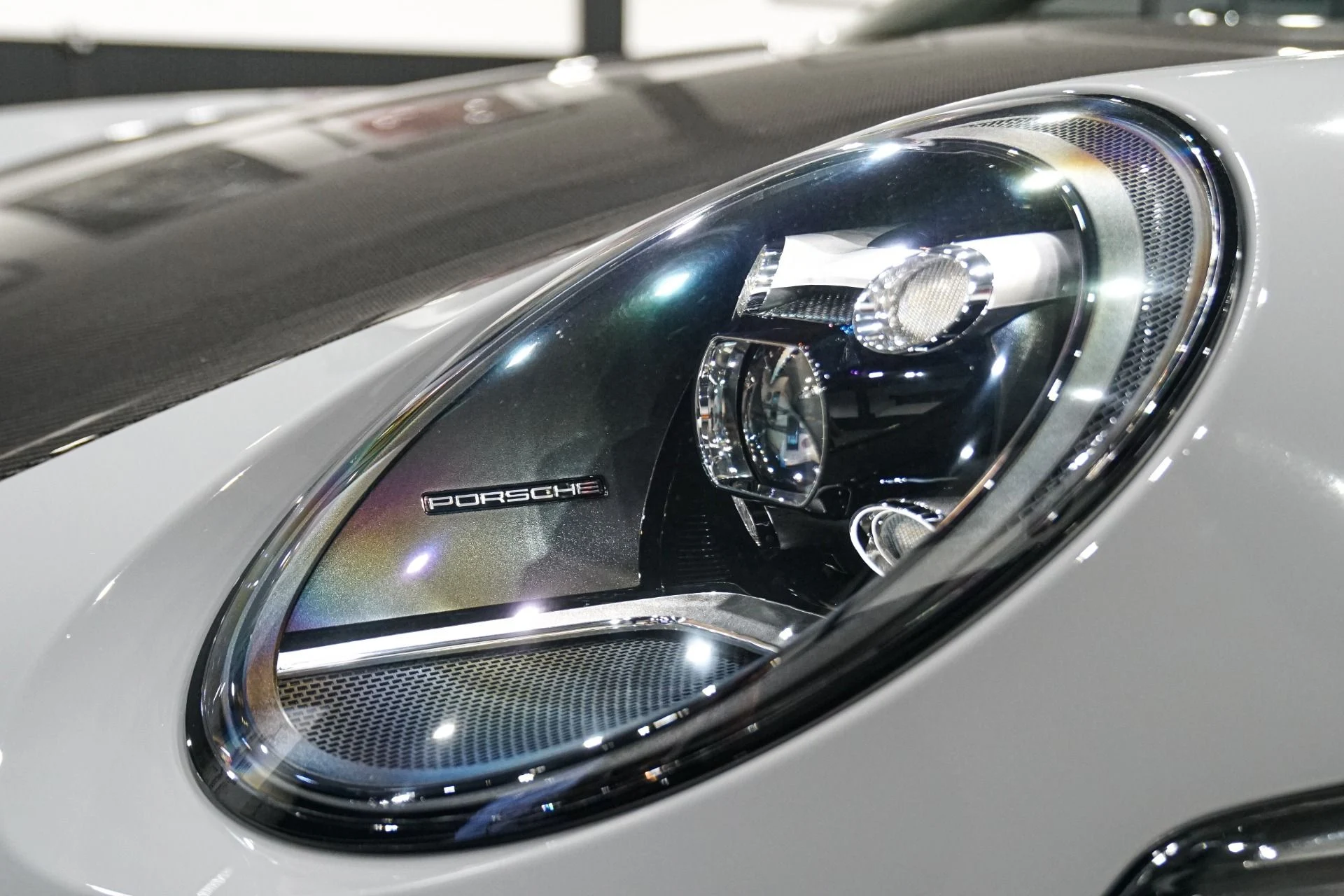 mph046_3598231180_Used_2022_Porsche_911_GT_3_1766780460_a3f1ef9e74