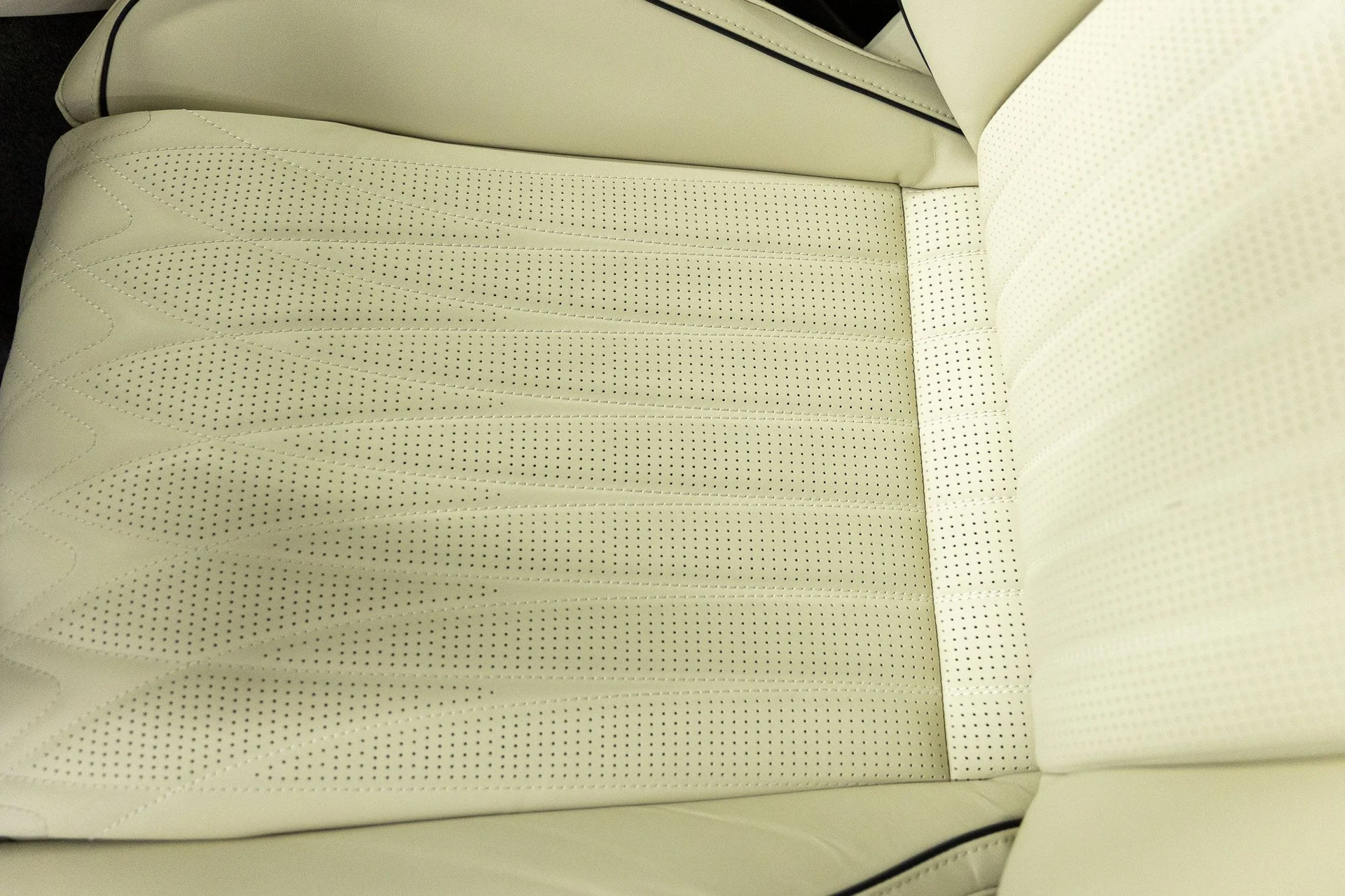 mph046_3617960553_58e60076ea8f3284f1dc8126e8700ae1x_14806eca70