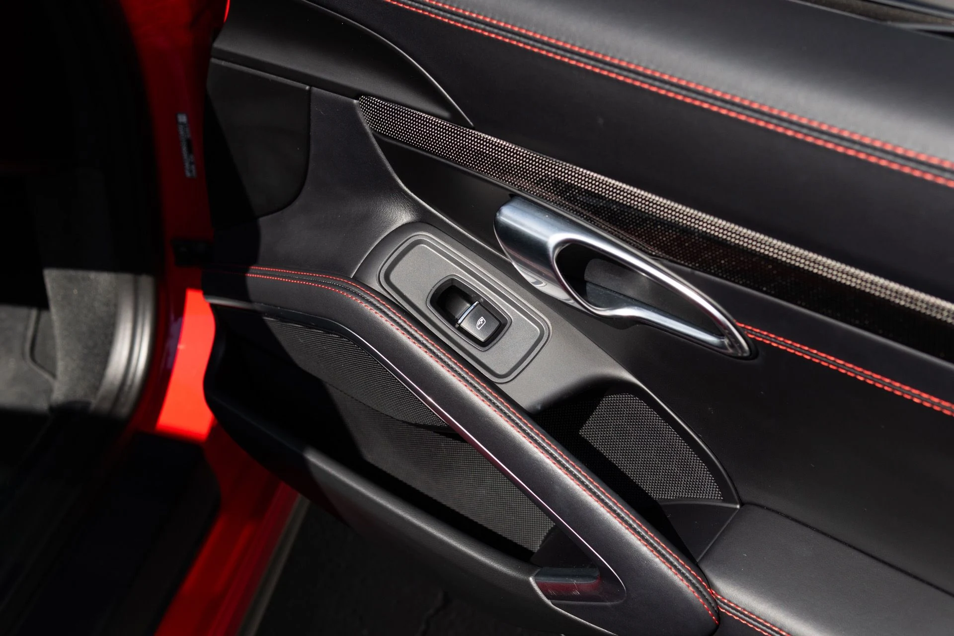 mph046_3618465058_Used_2019_Porsche_911_Carrera_4_1772073420_699f2890a1